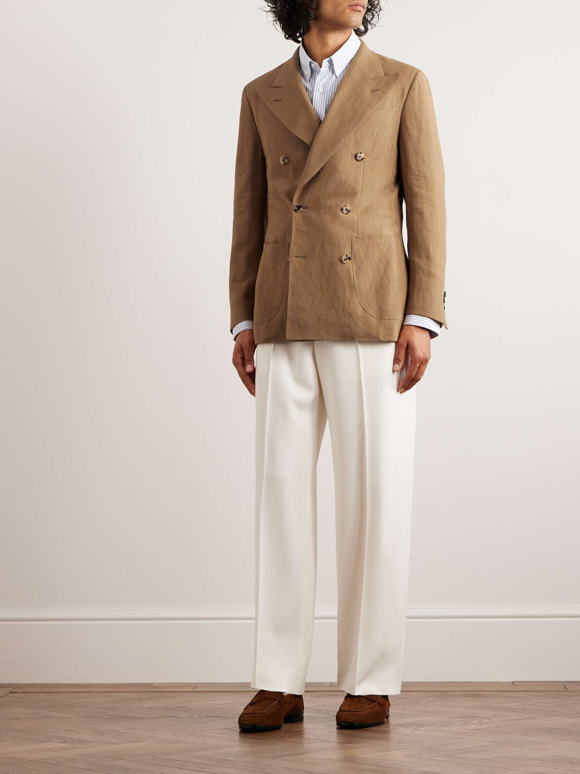 THOM SWEENEY