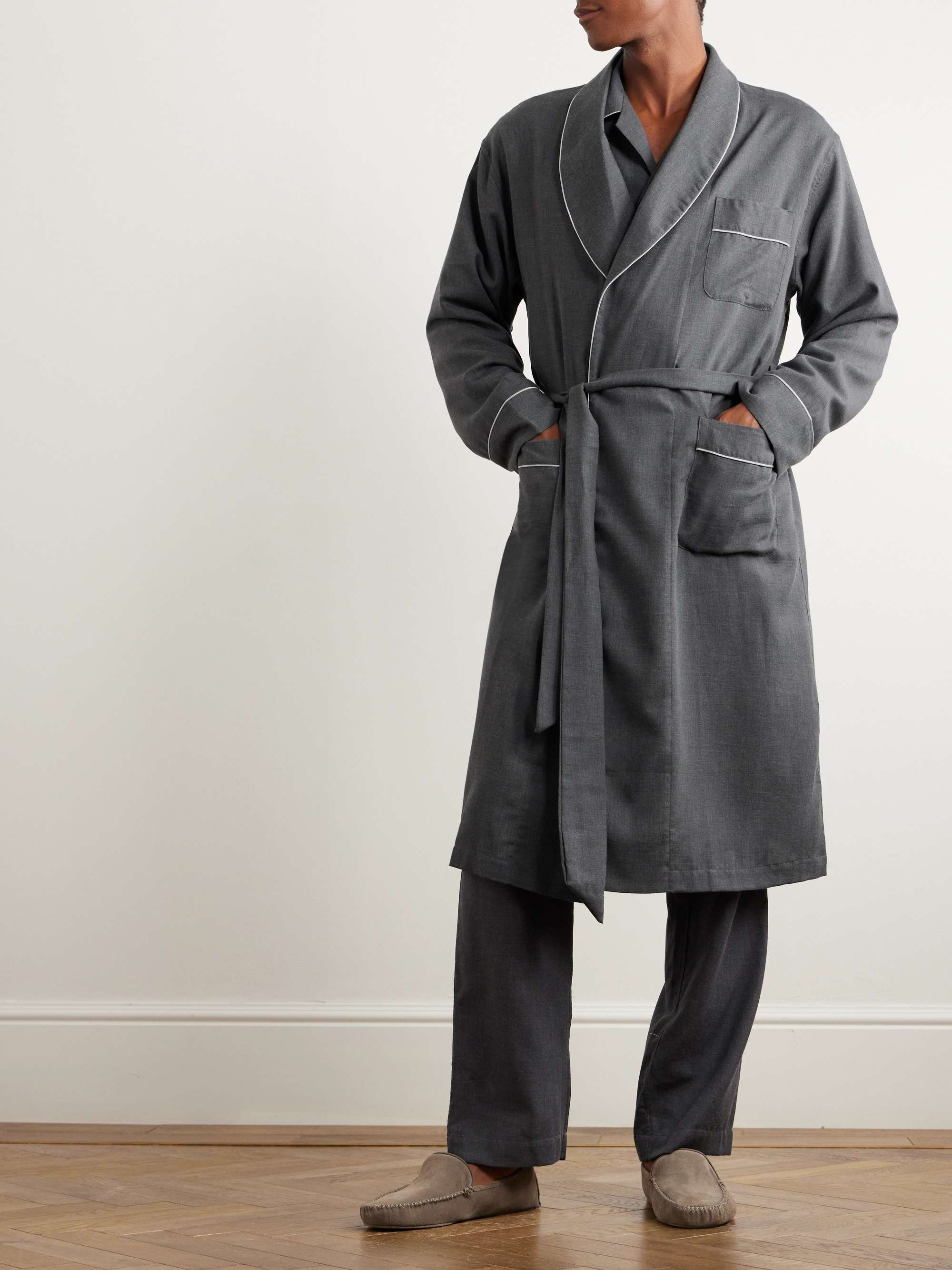 THOM SWEENEY