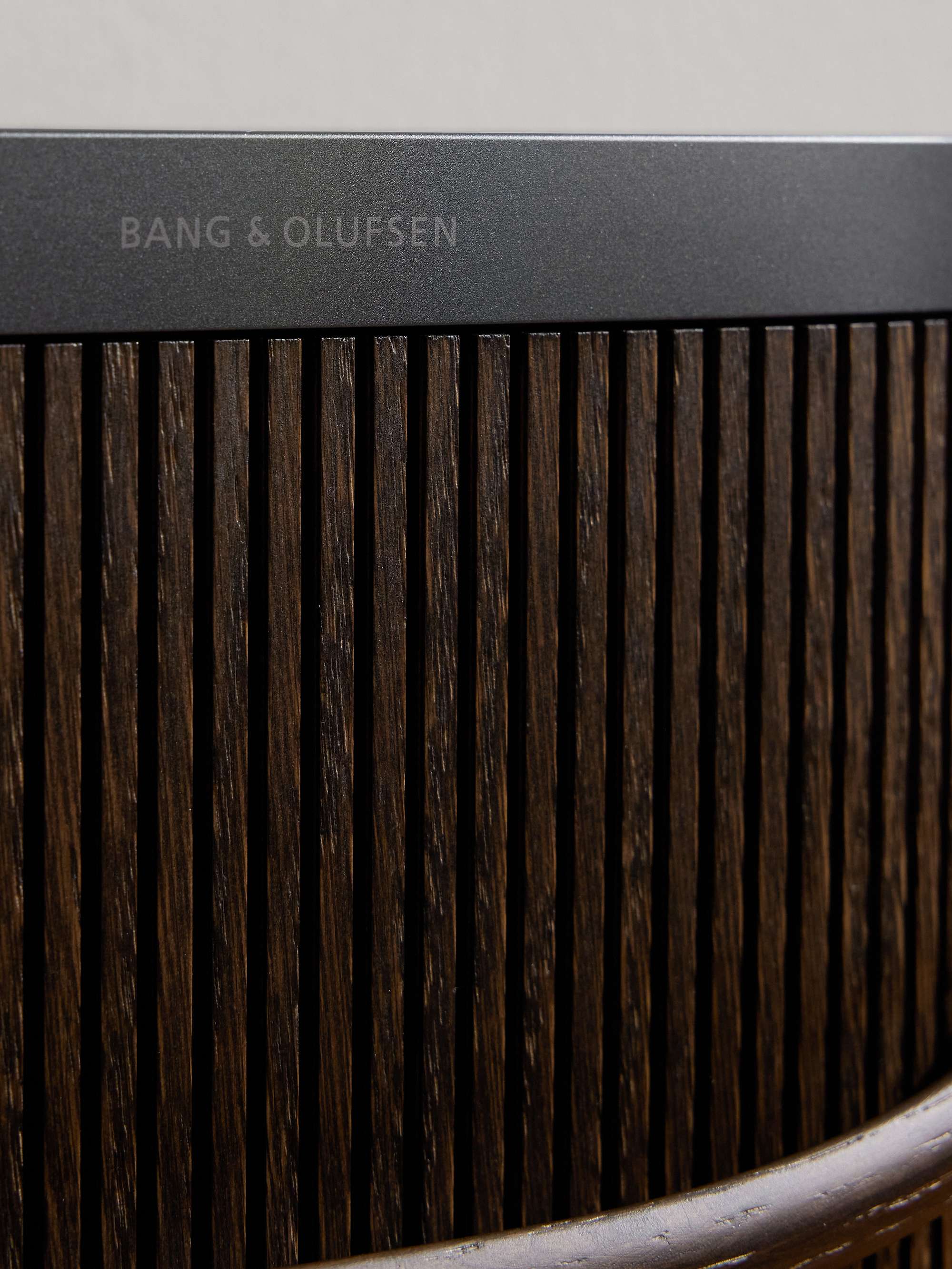 BANG & OLUFSEN