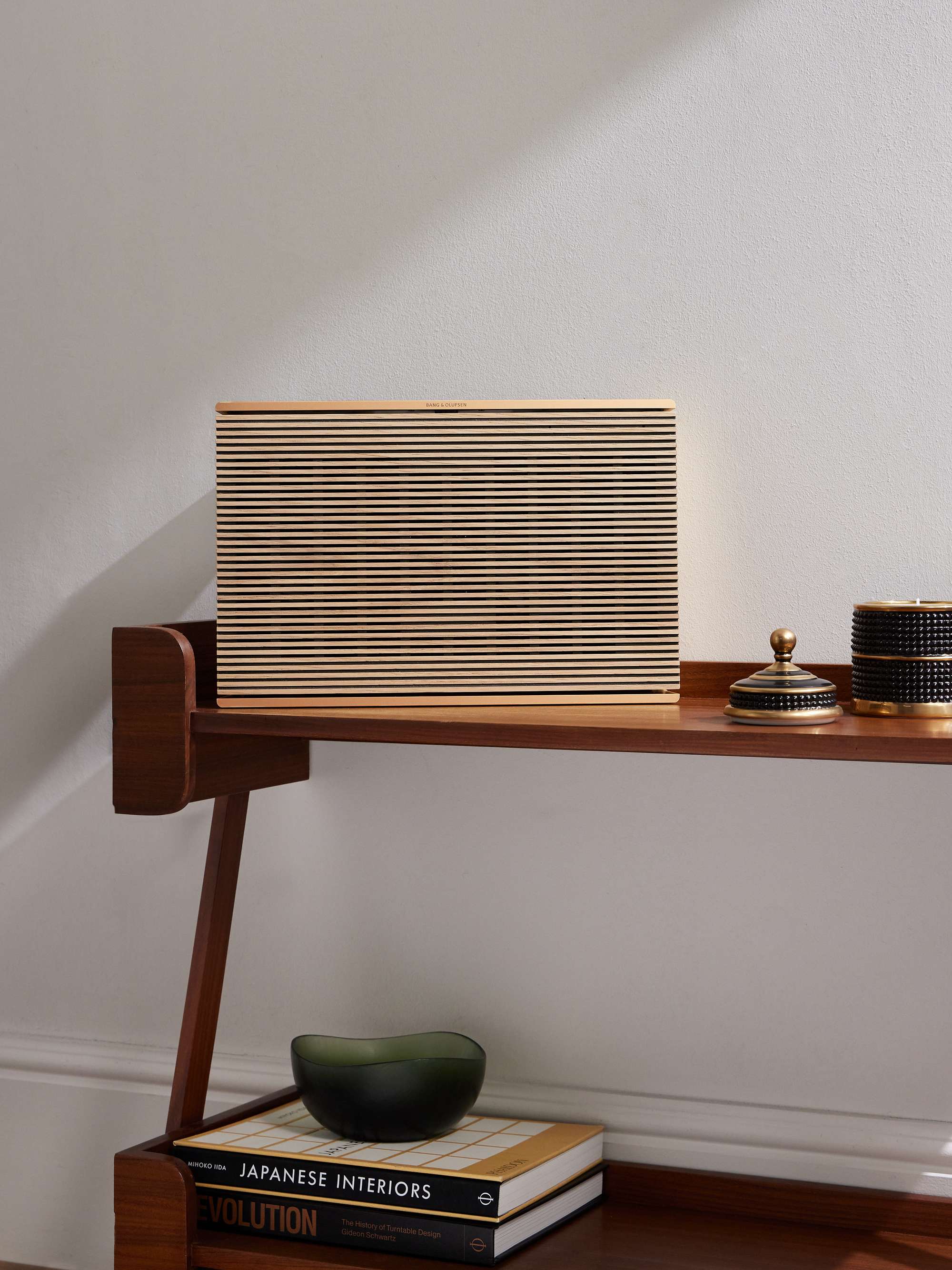 BANG & OLUFSEN