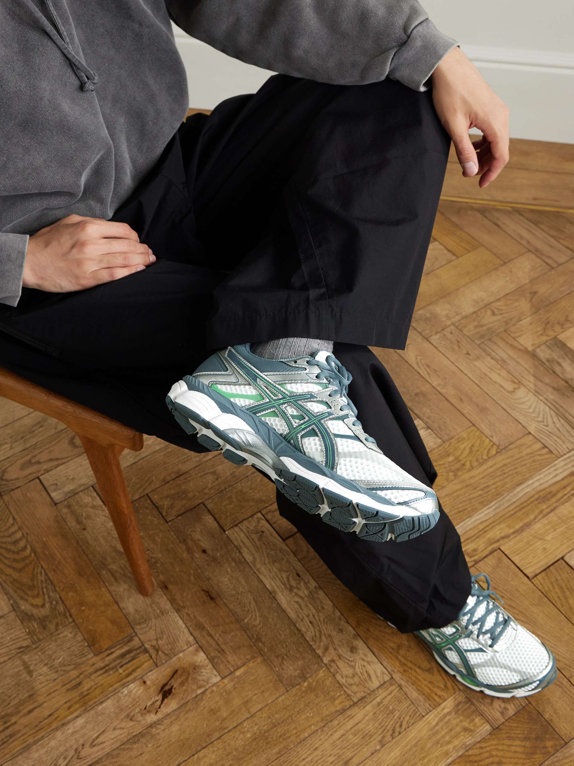 ASICS