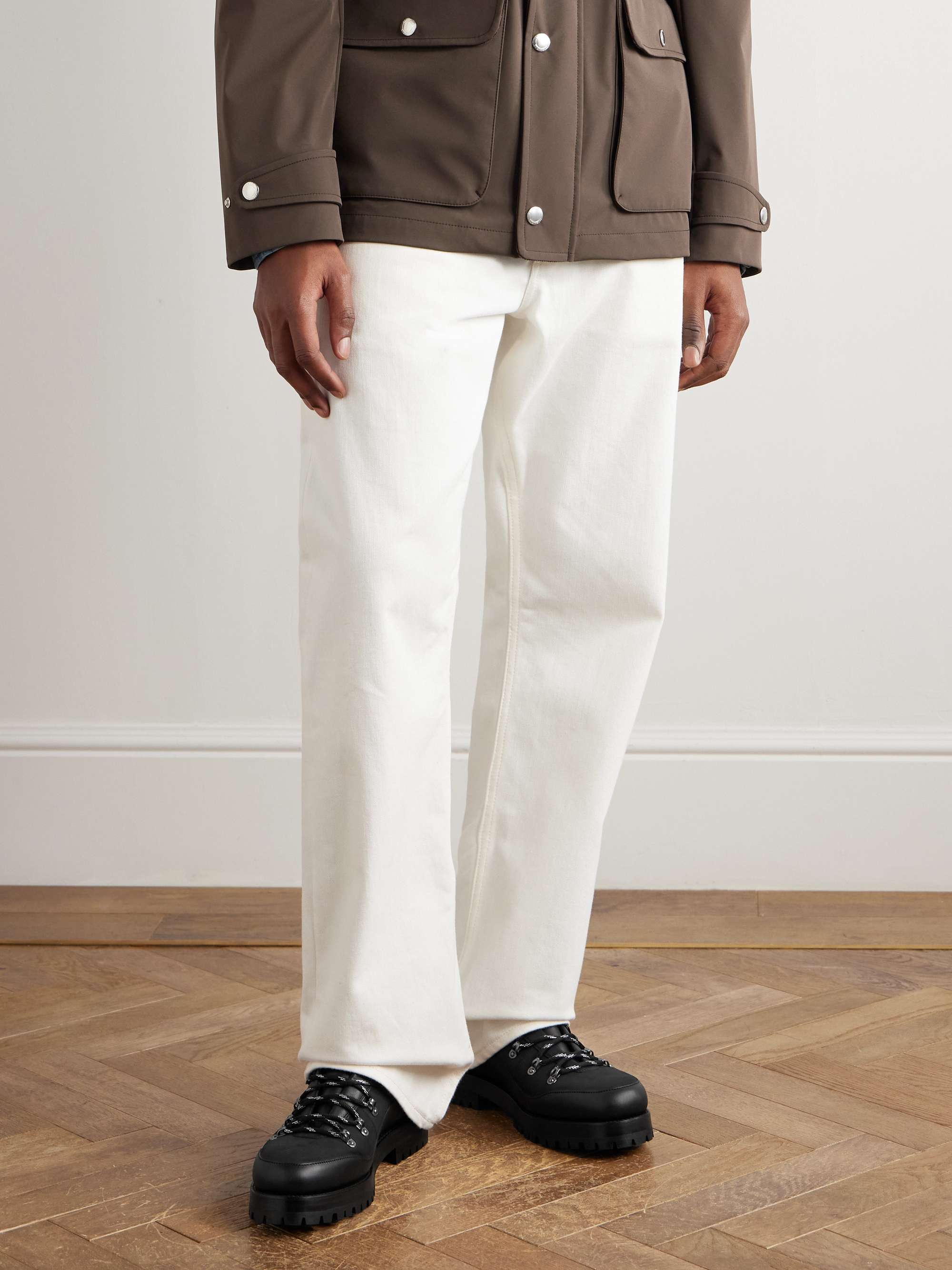 MANOLO BLAHNIK
