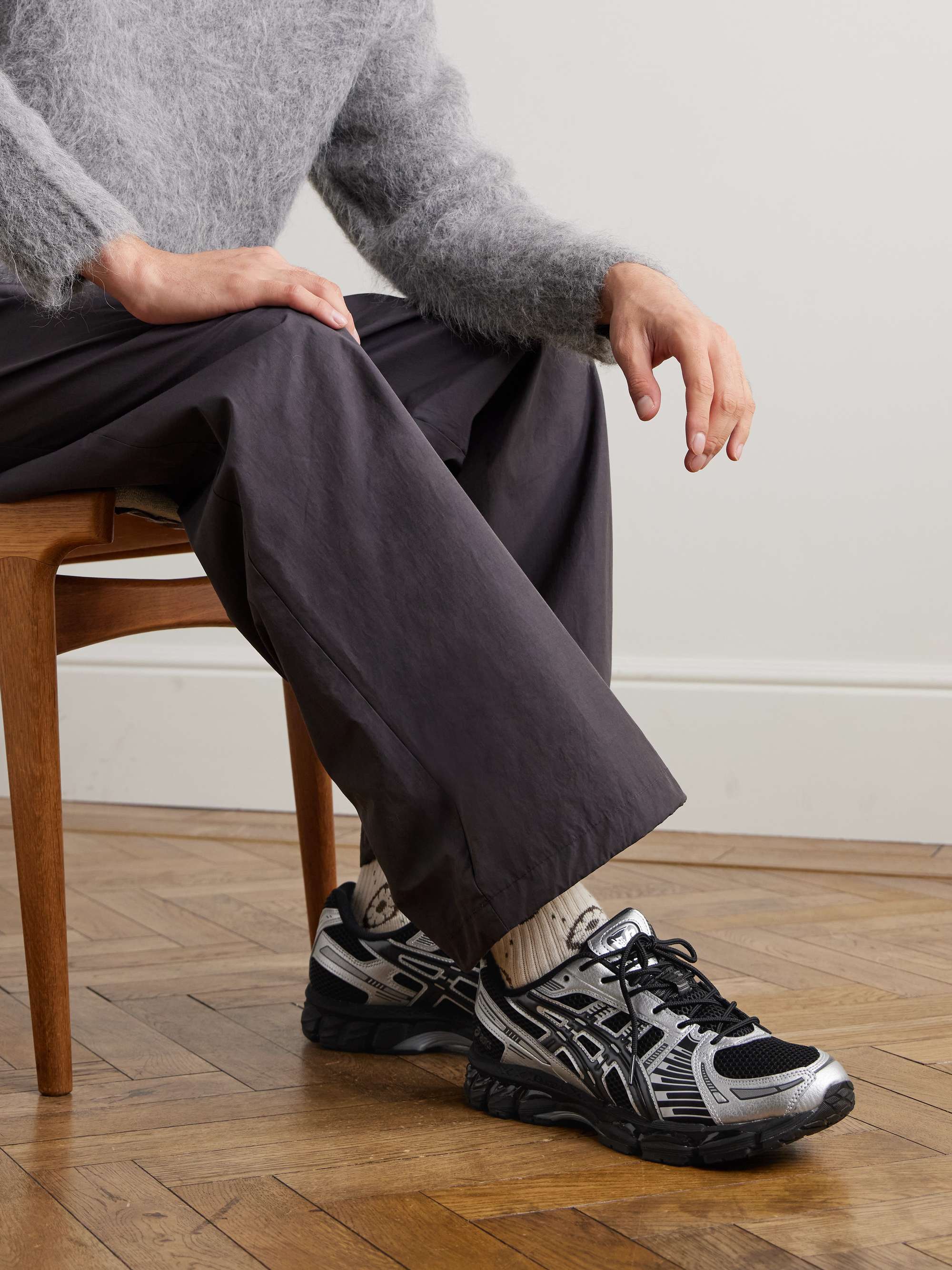 ASICS