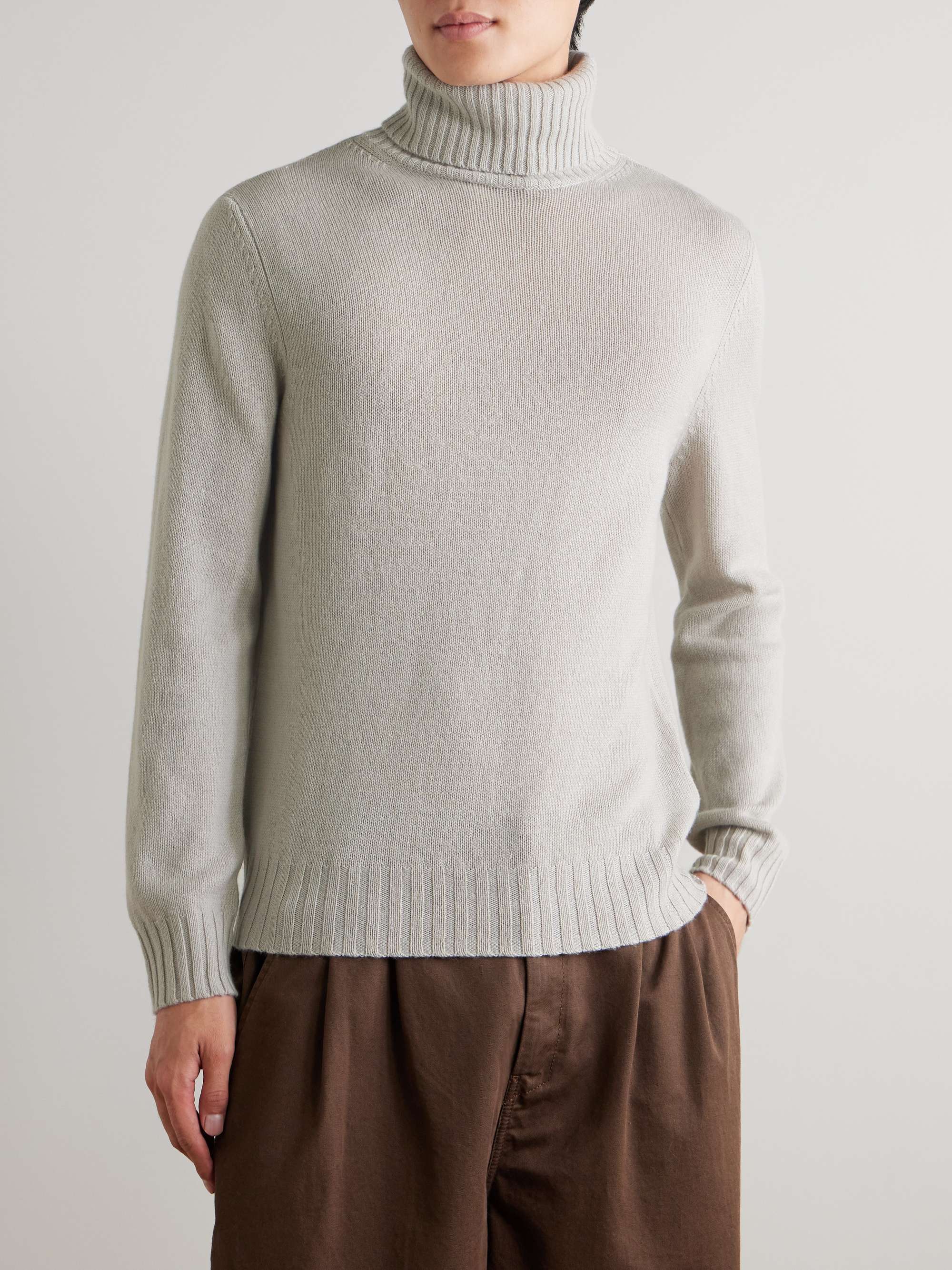 ALLUDE