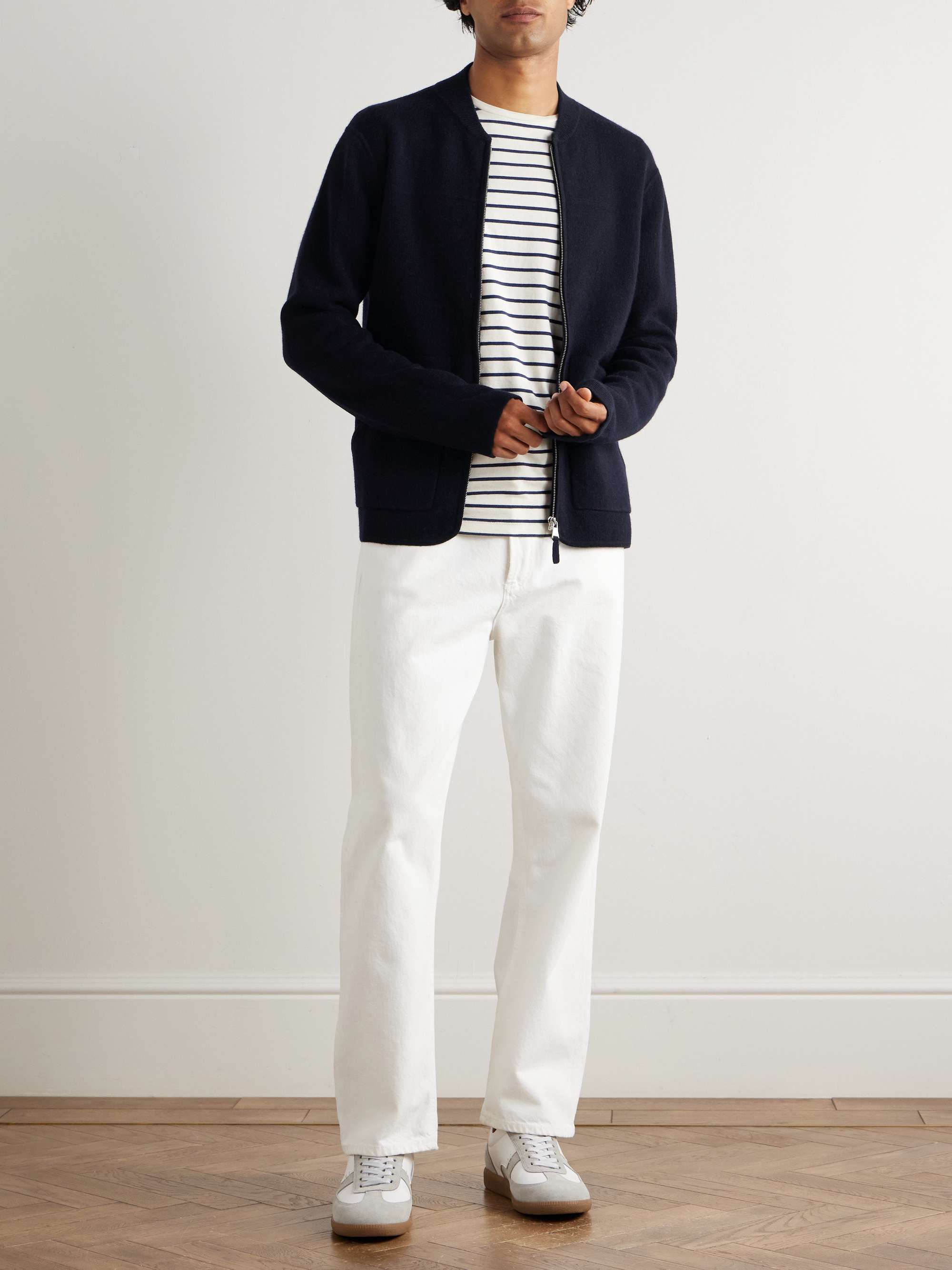 ALLUDE