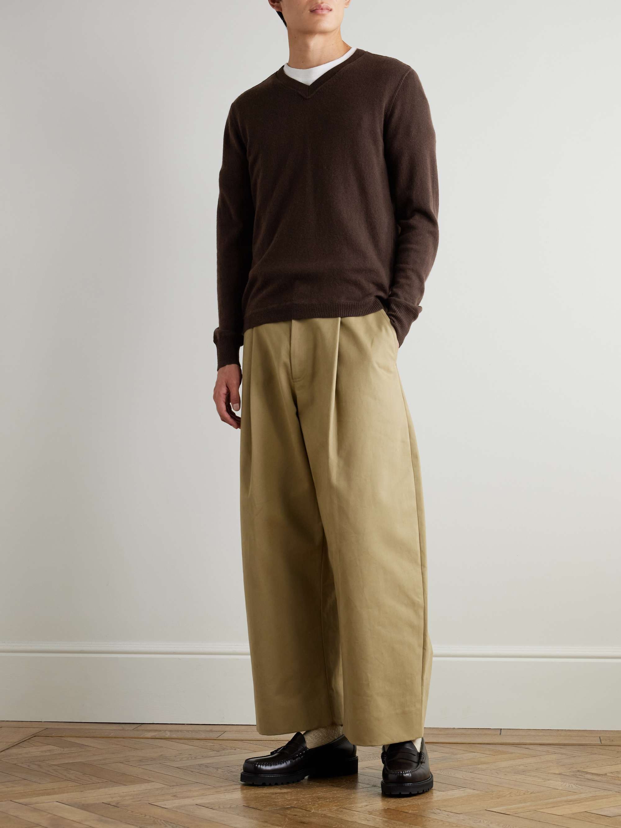 ALLUDE