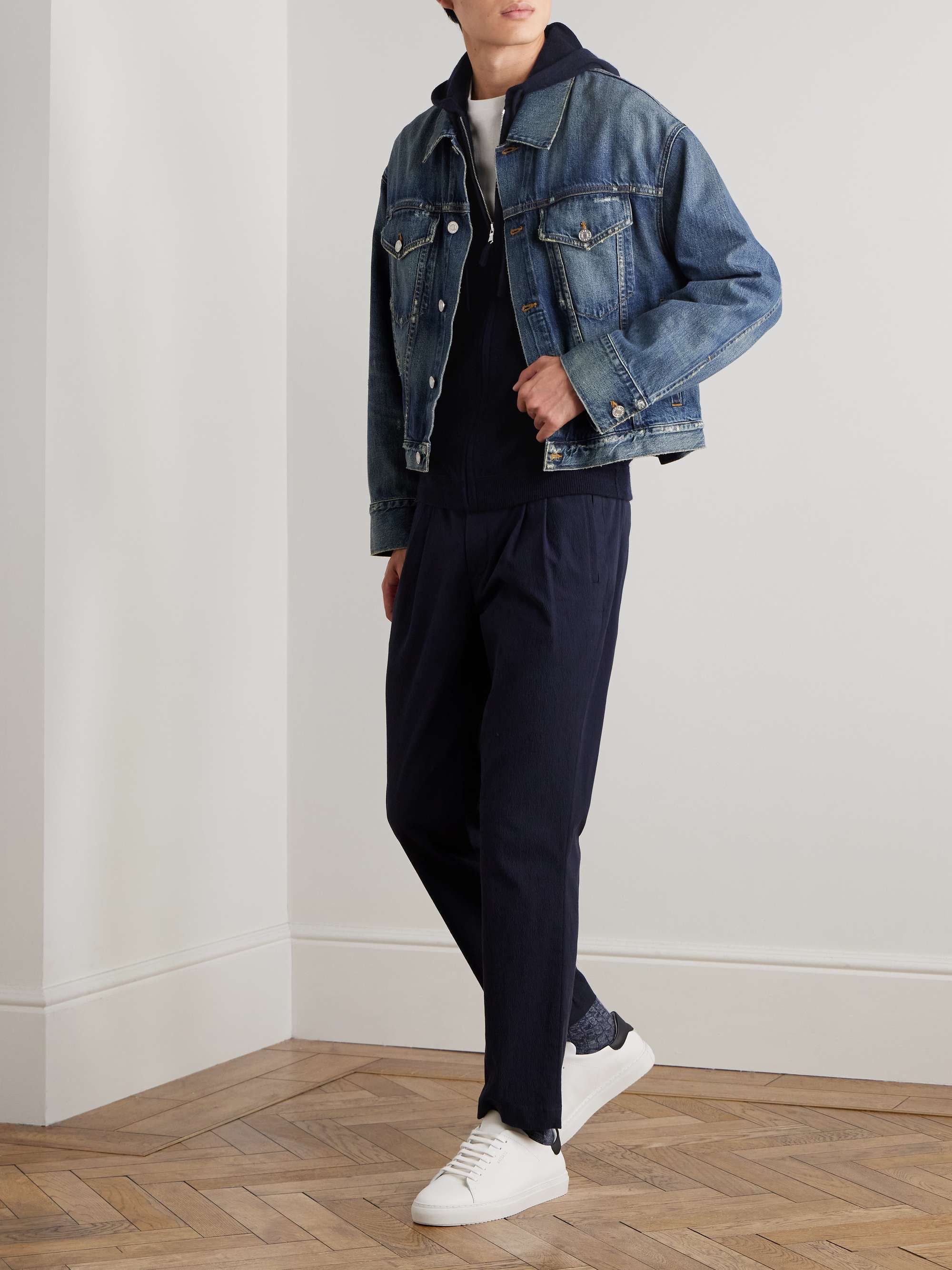ALLUDE