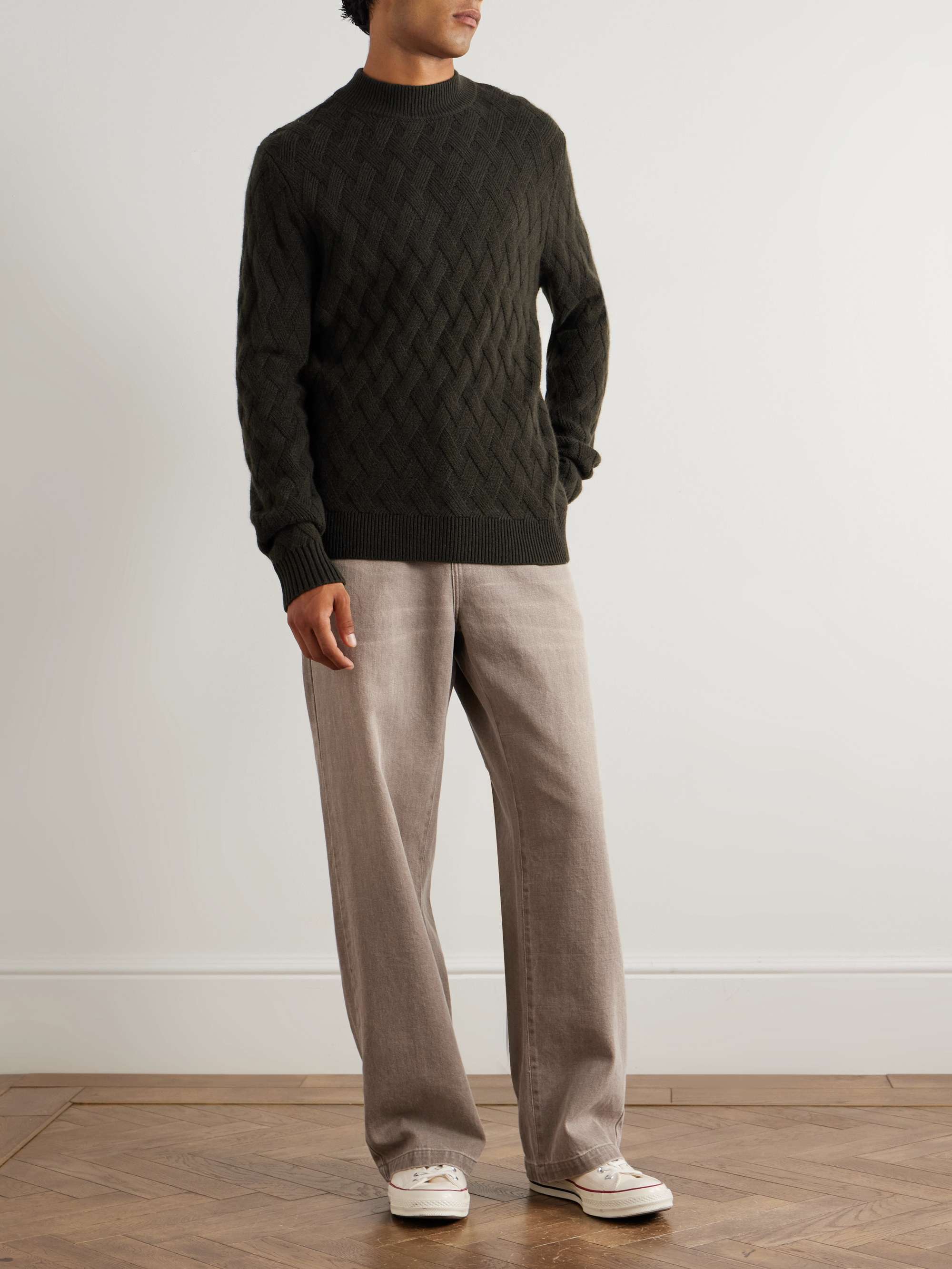 ALLUDE