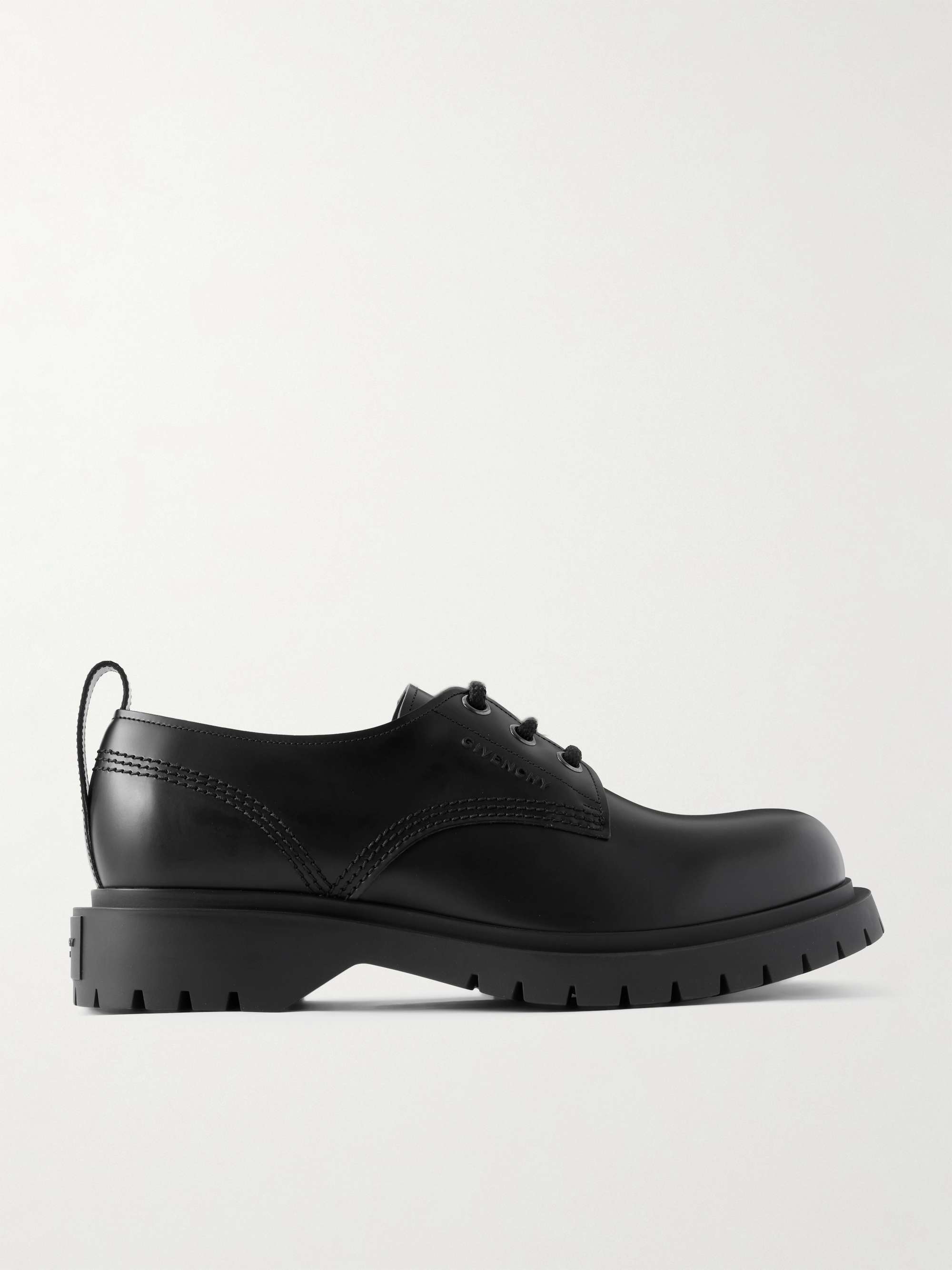 GIVENCHY