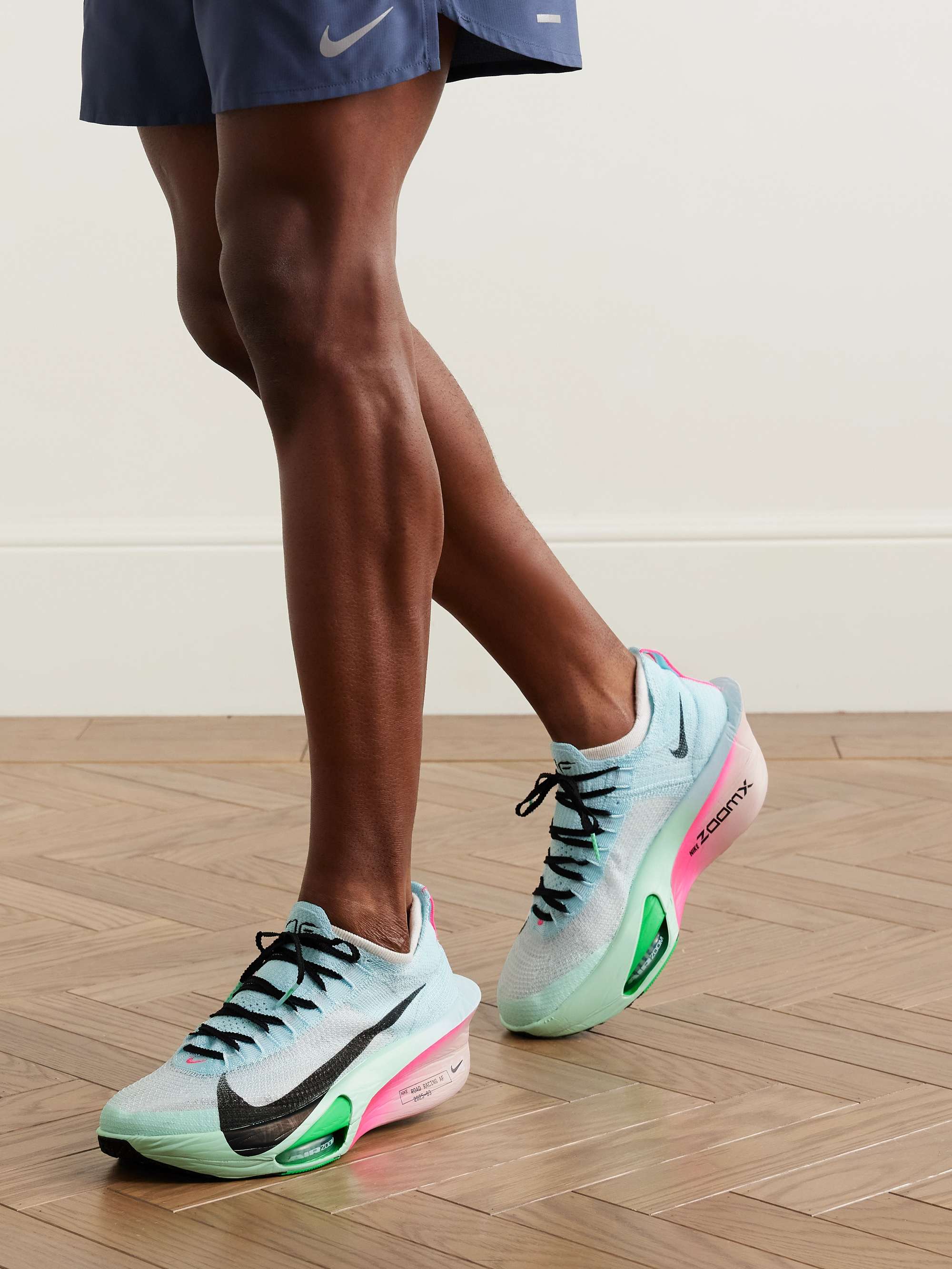 NIKE RUNNING