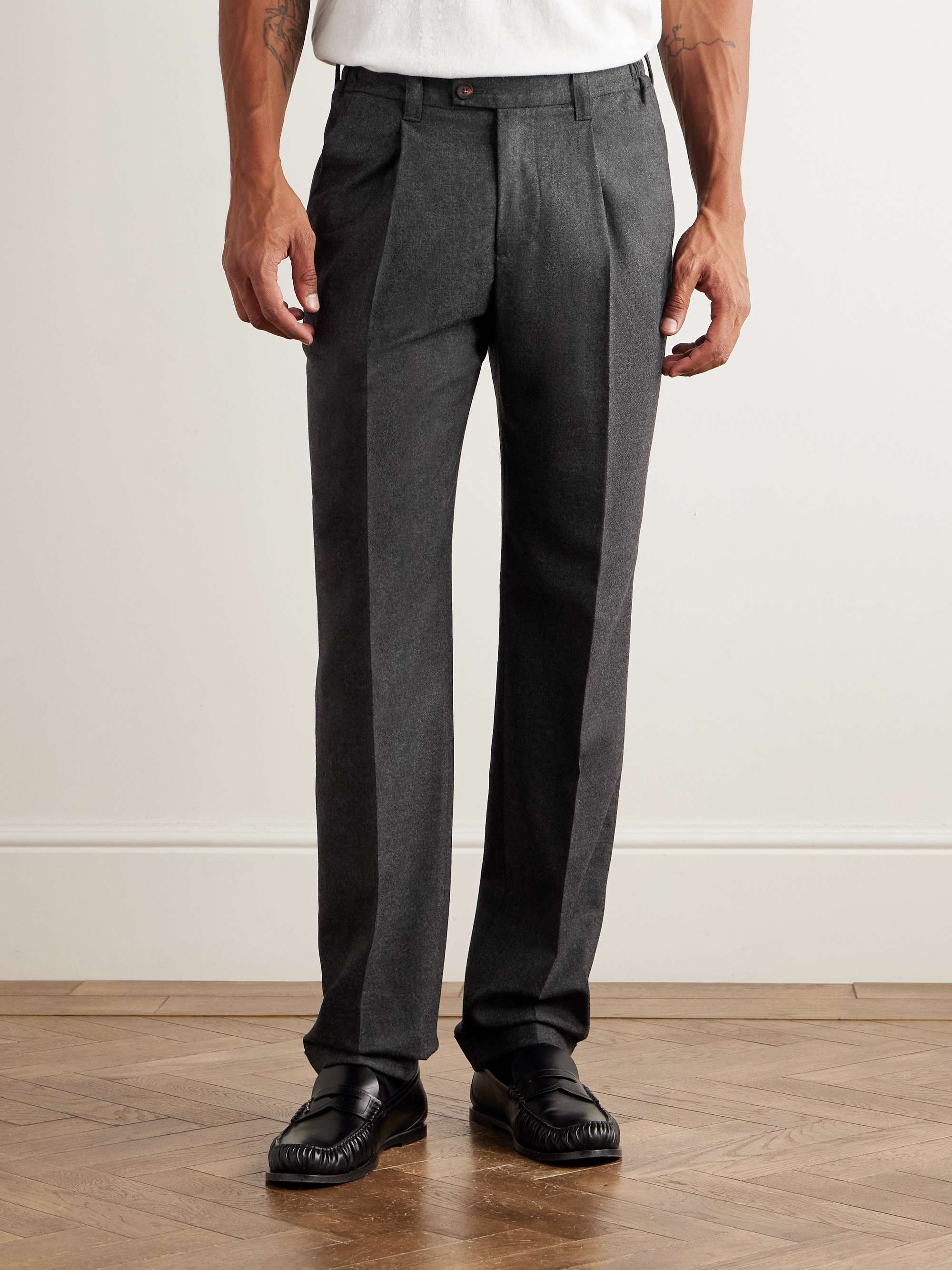THOM SWEENEY
