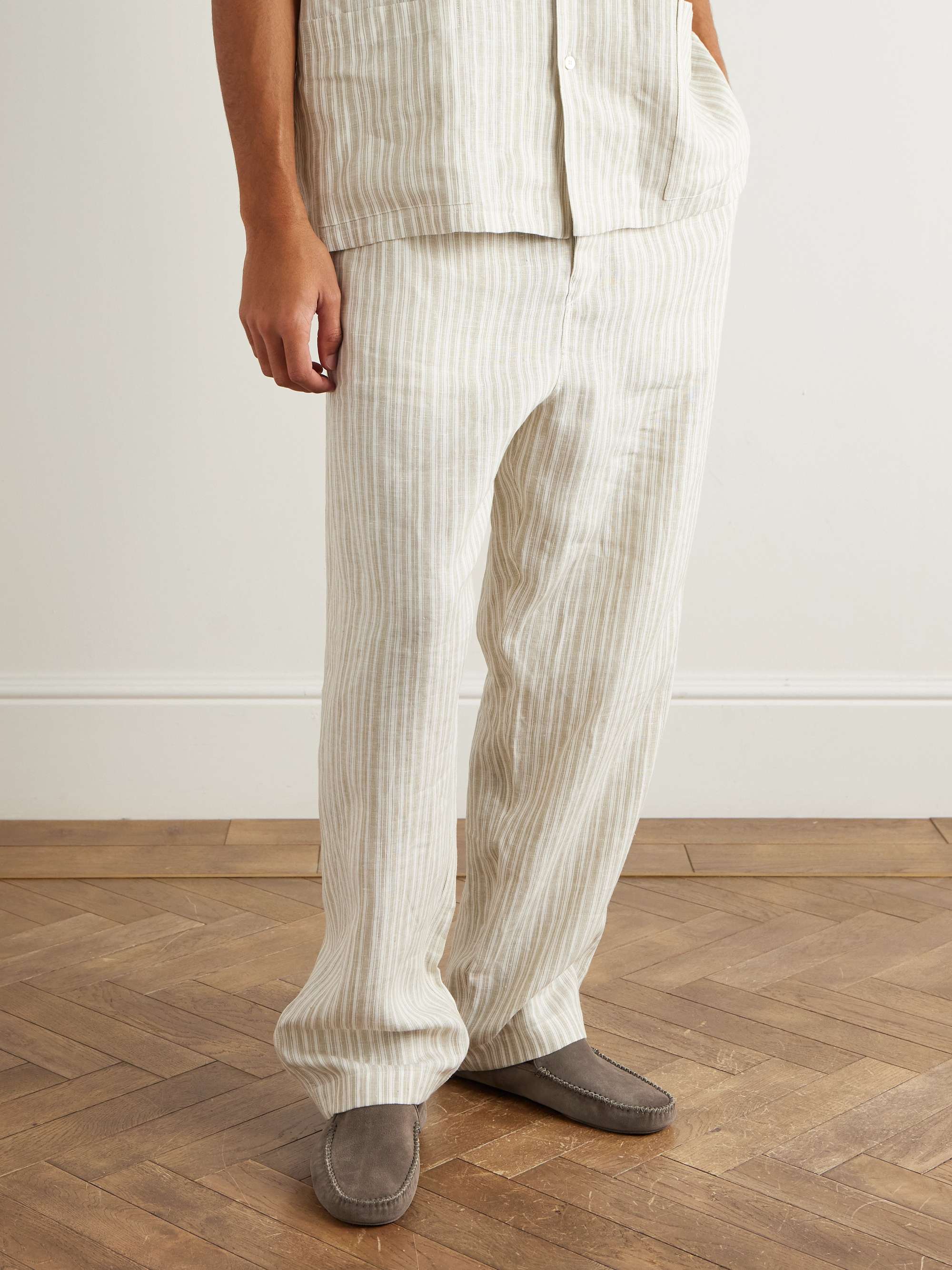 THOM SWEENEY