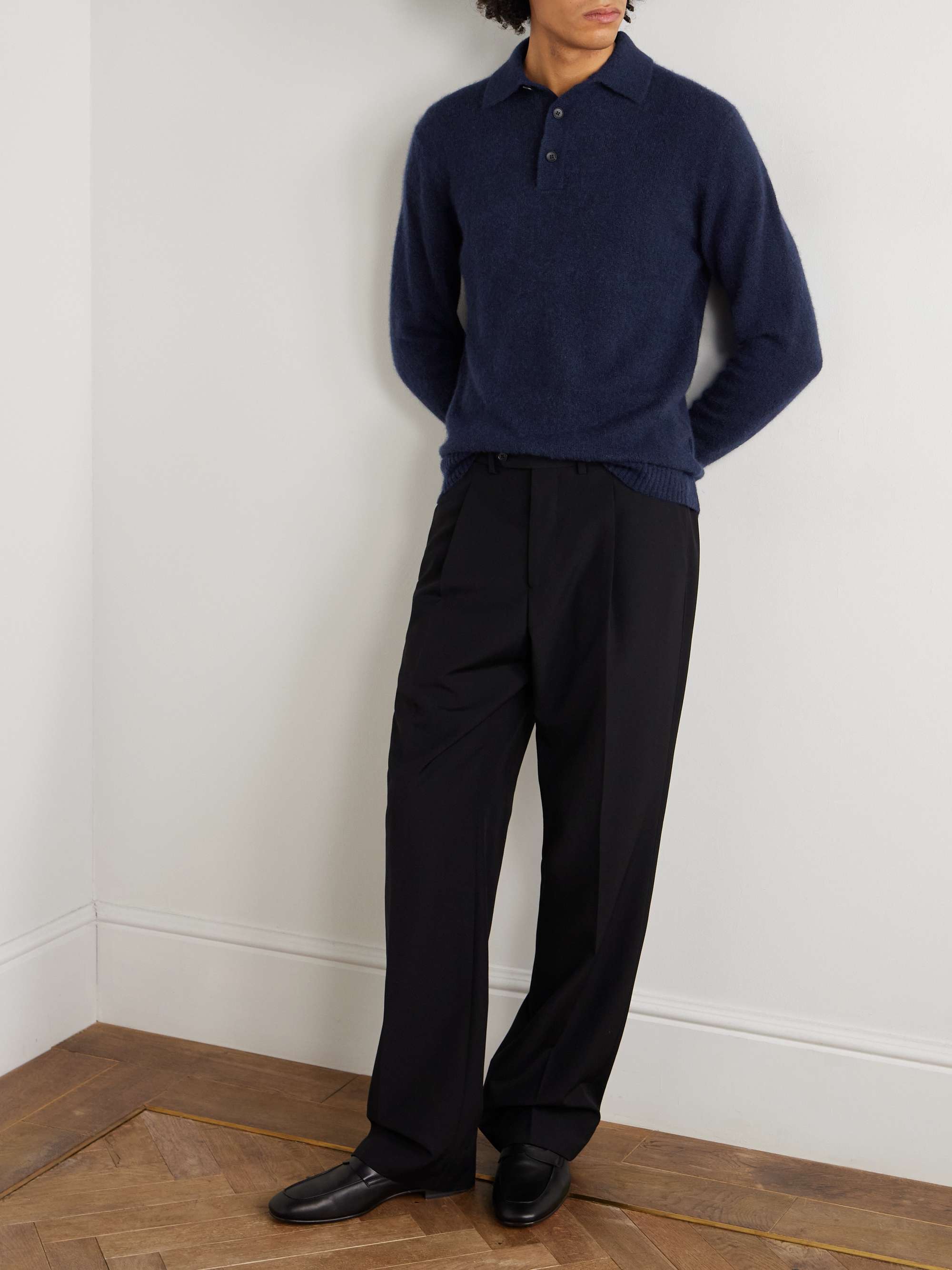 THOM SWEENEY