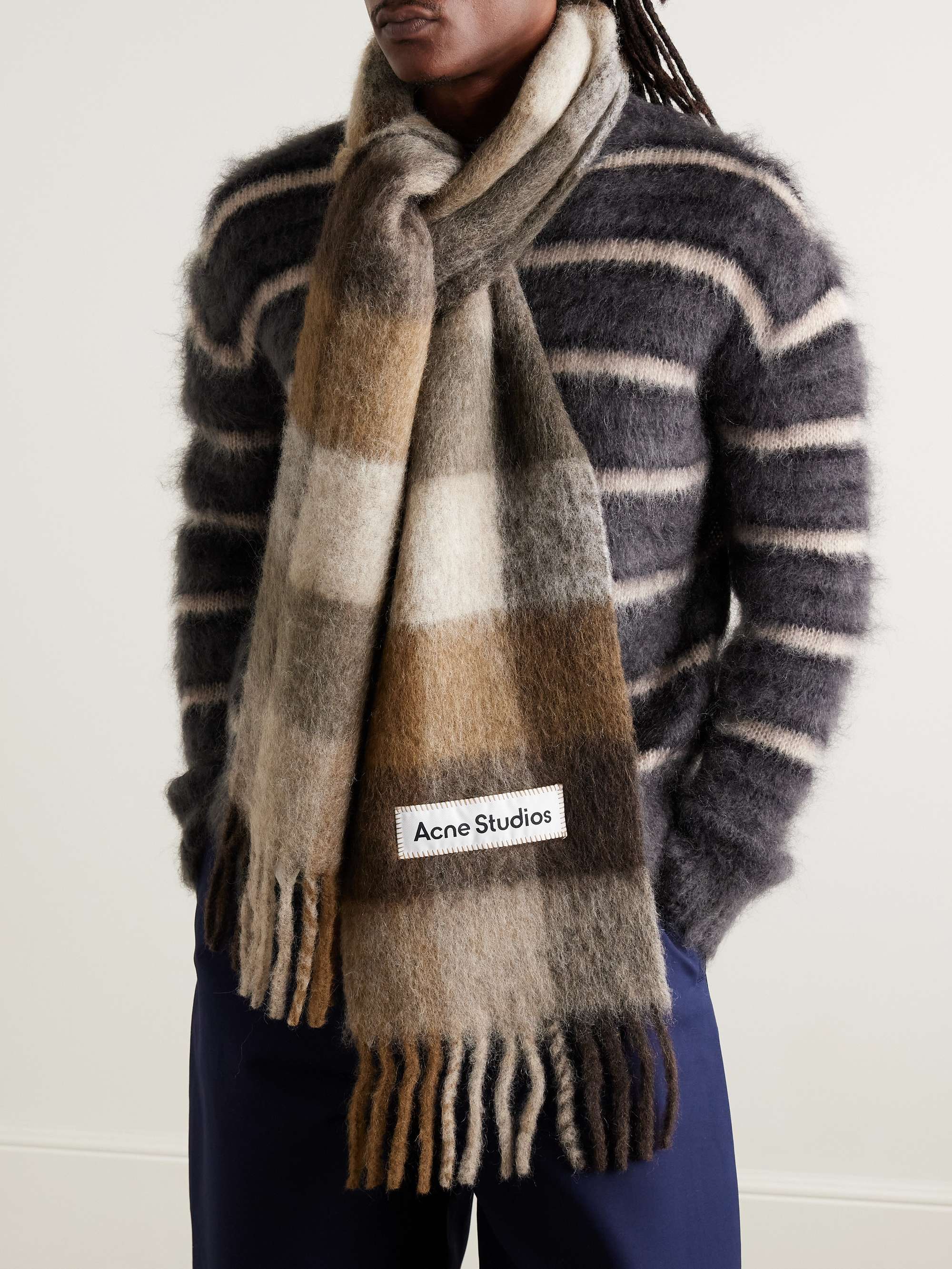 ACNE STUDIOS وشاح Vally محبوك بنقشة المربعات ومزيّن بأهداب