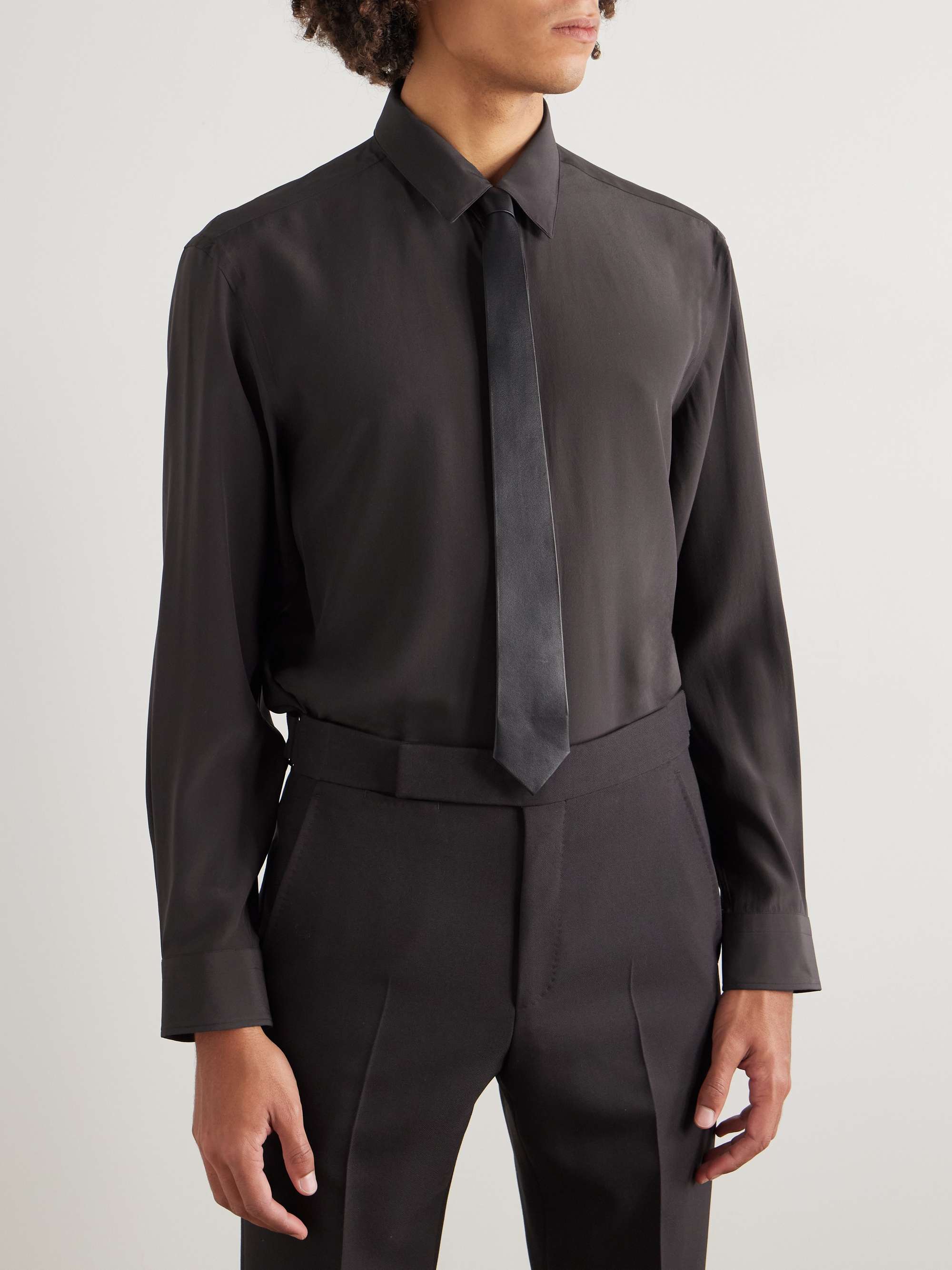 TOM FORD