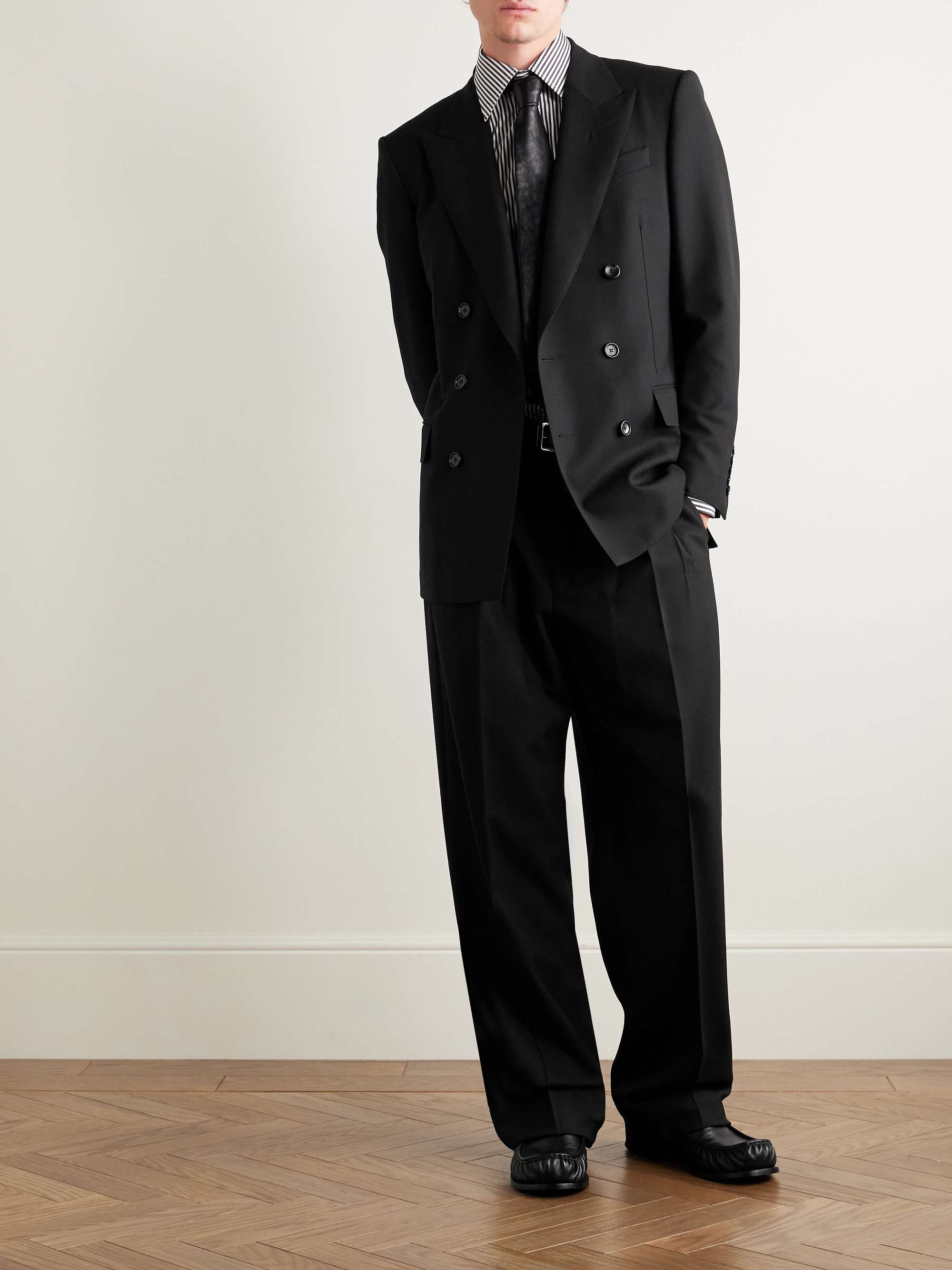 TOM FORD