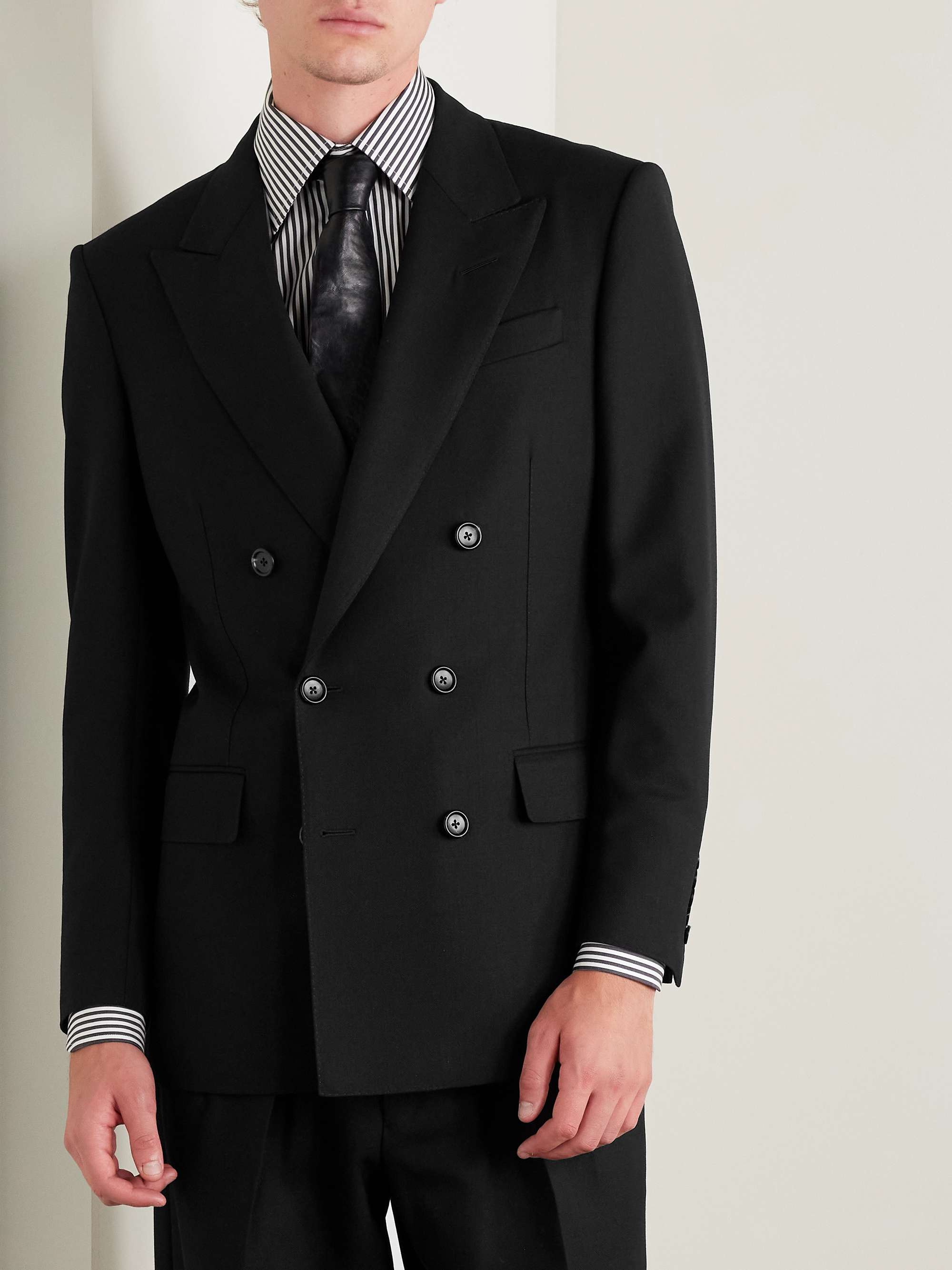 TOM FORD