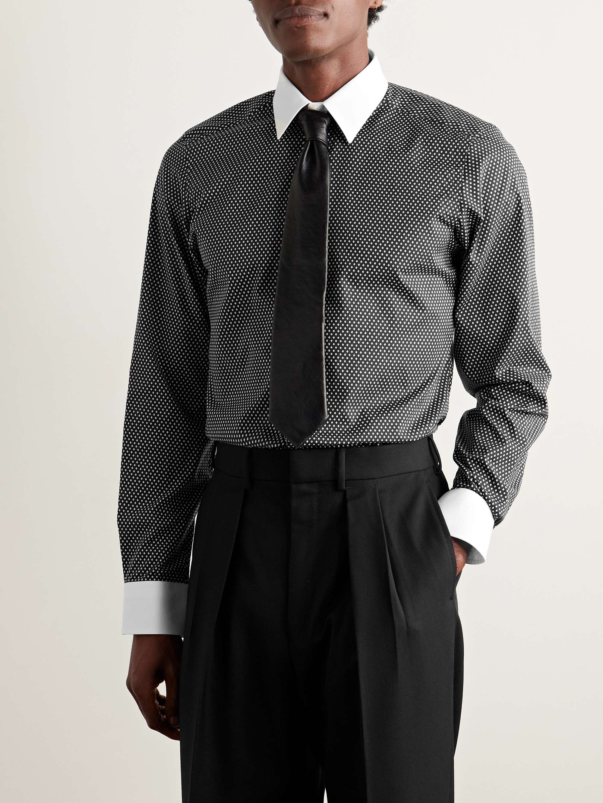 TOM FORD