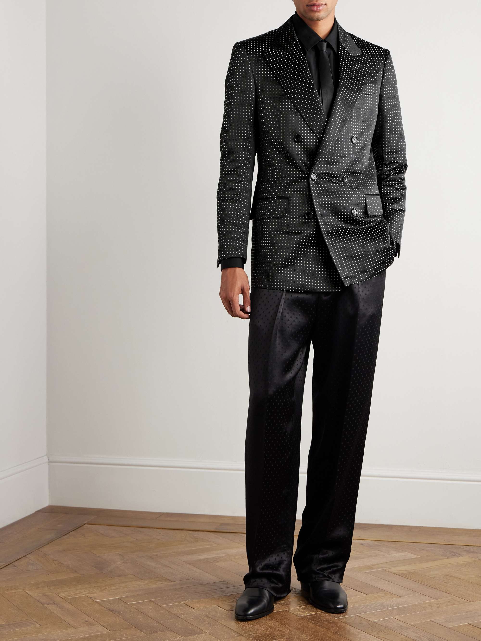 TOM FORD