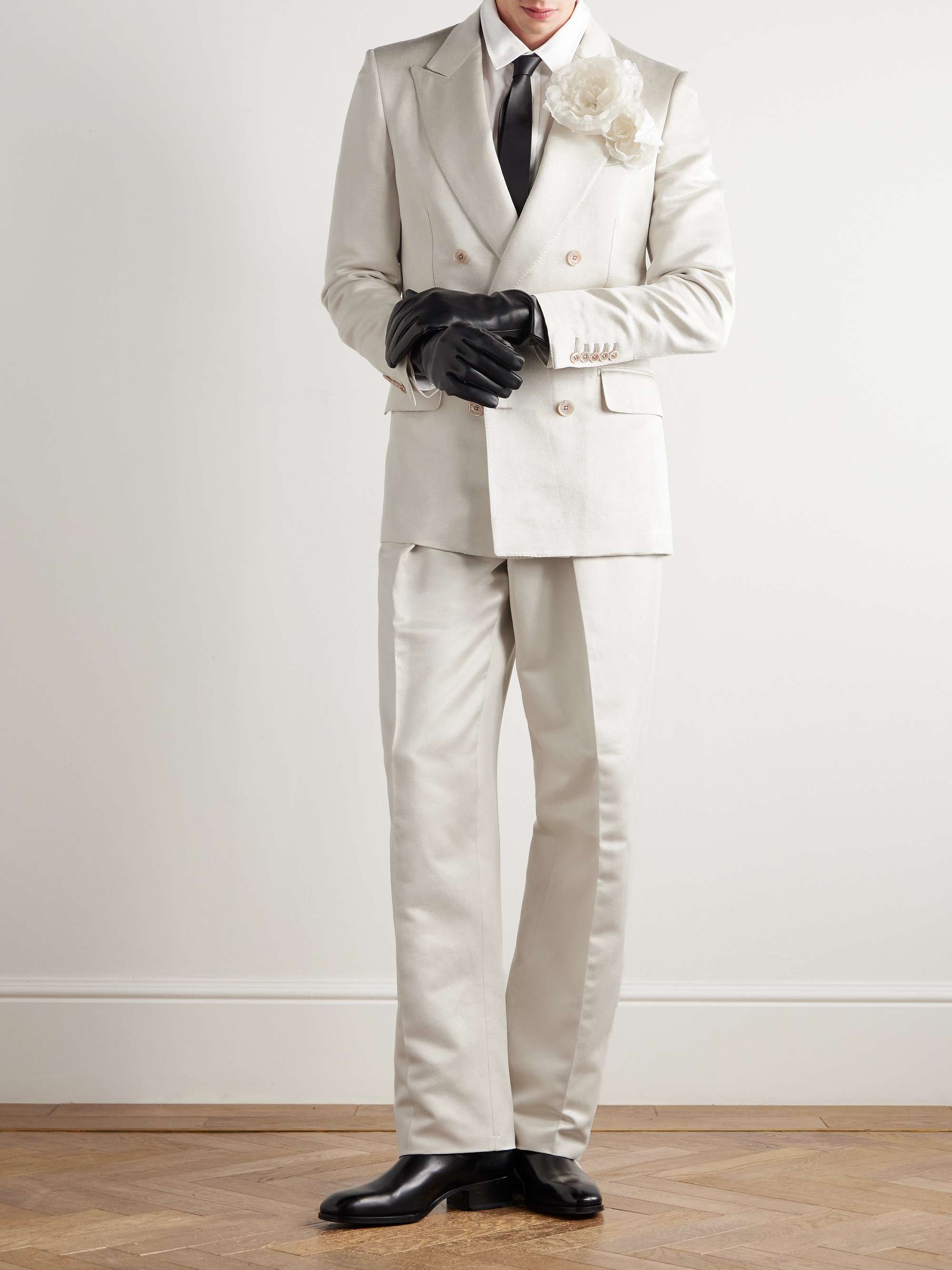 TOM FORD