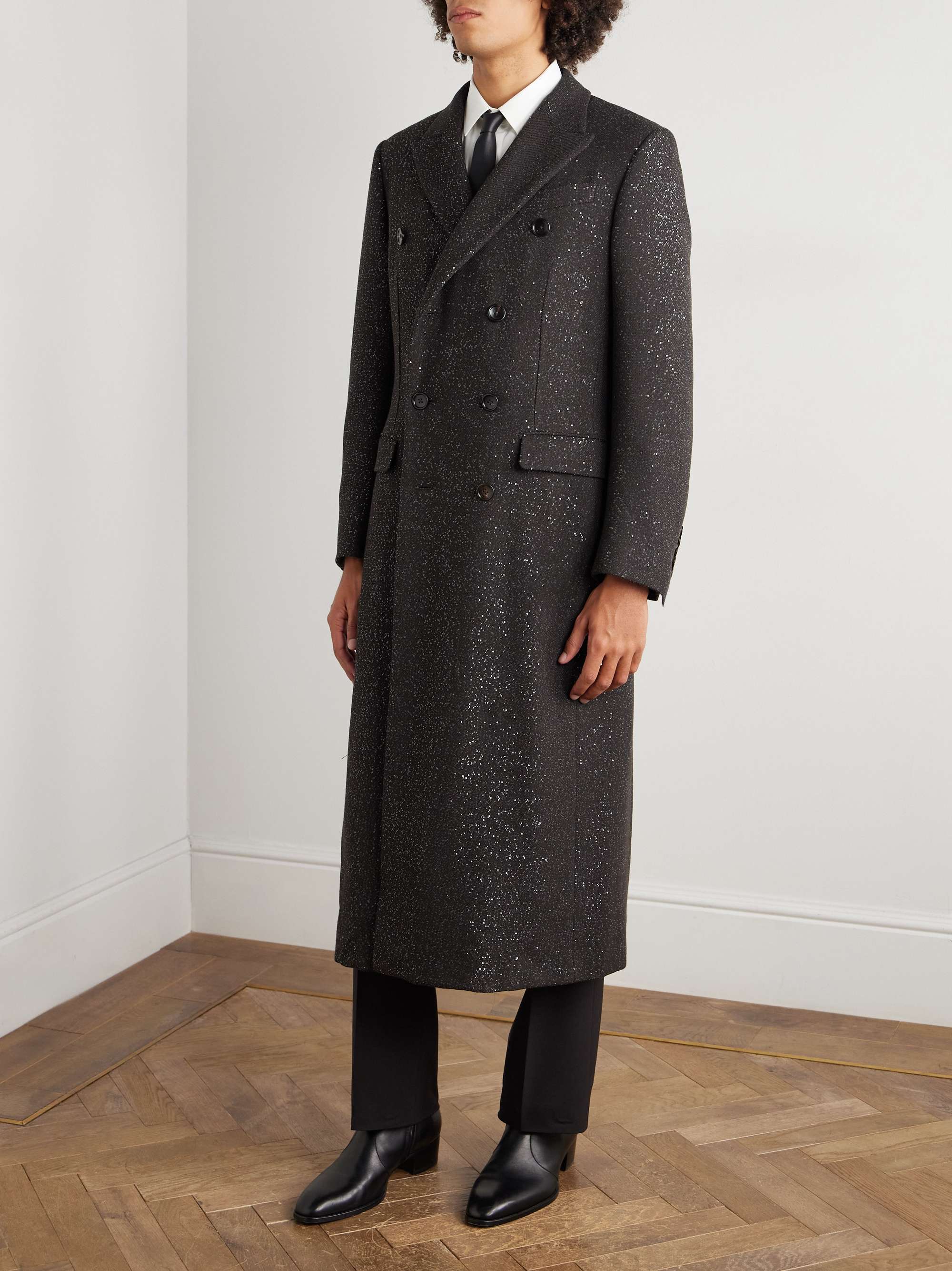 TOM FORD