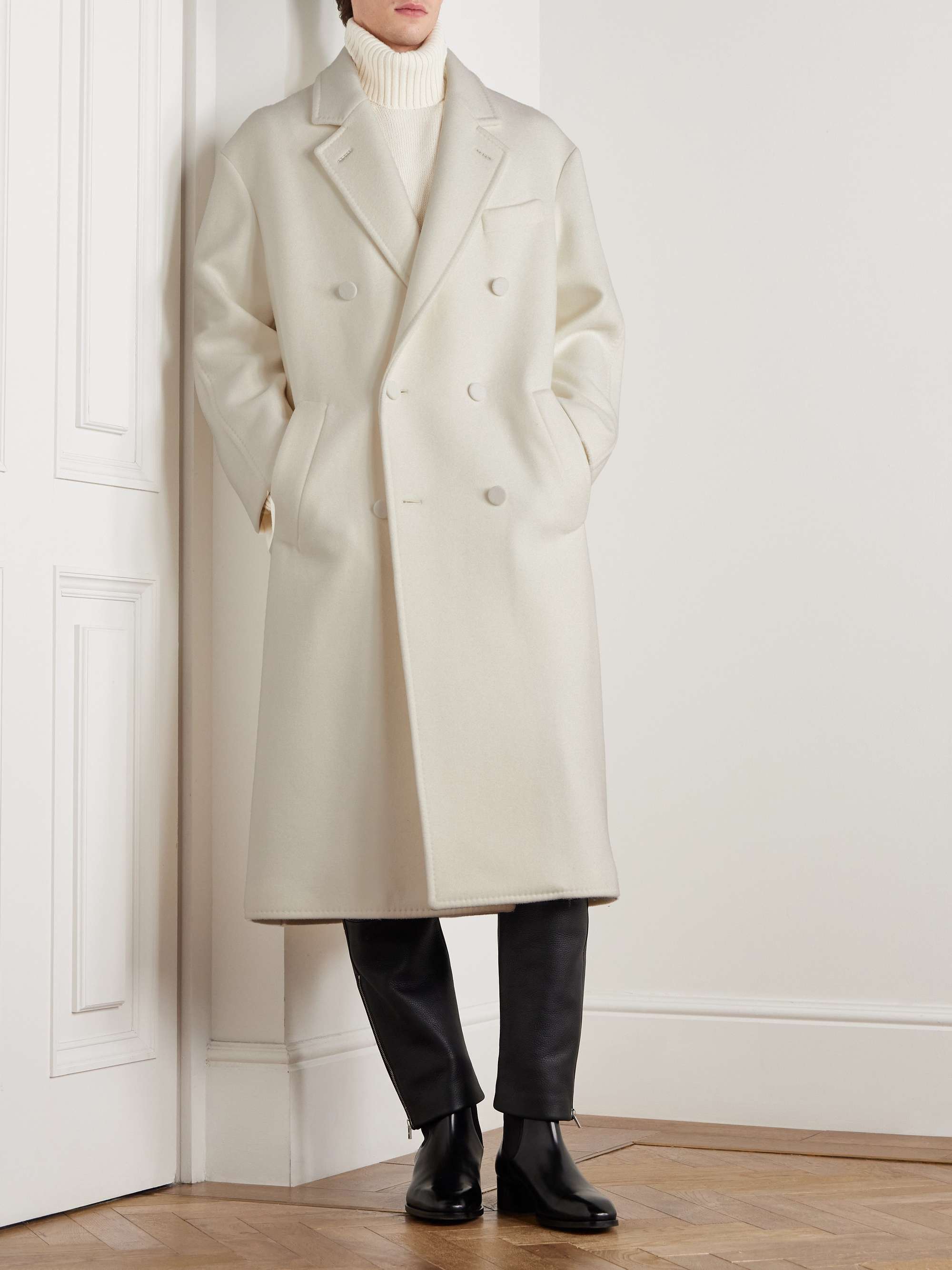 TOM FORD
