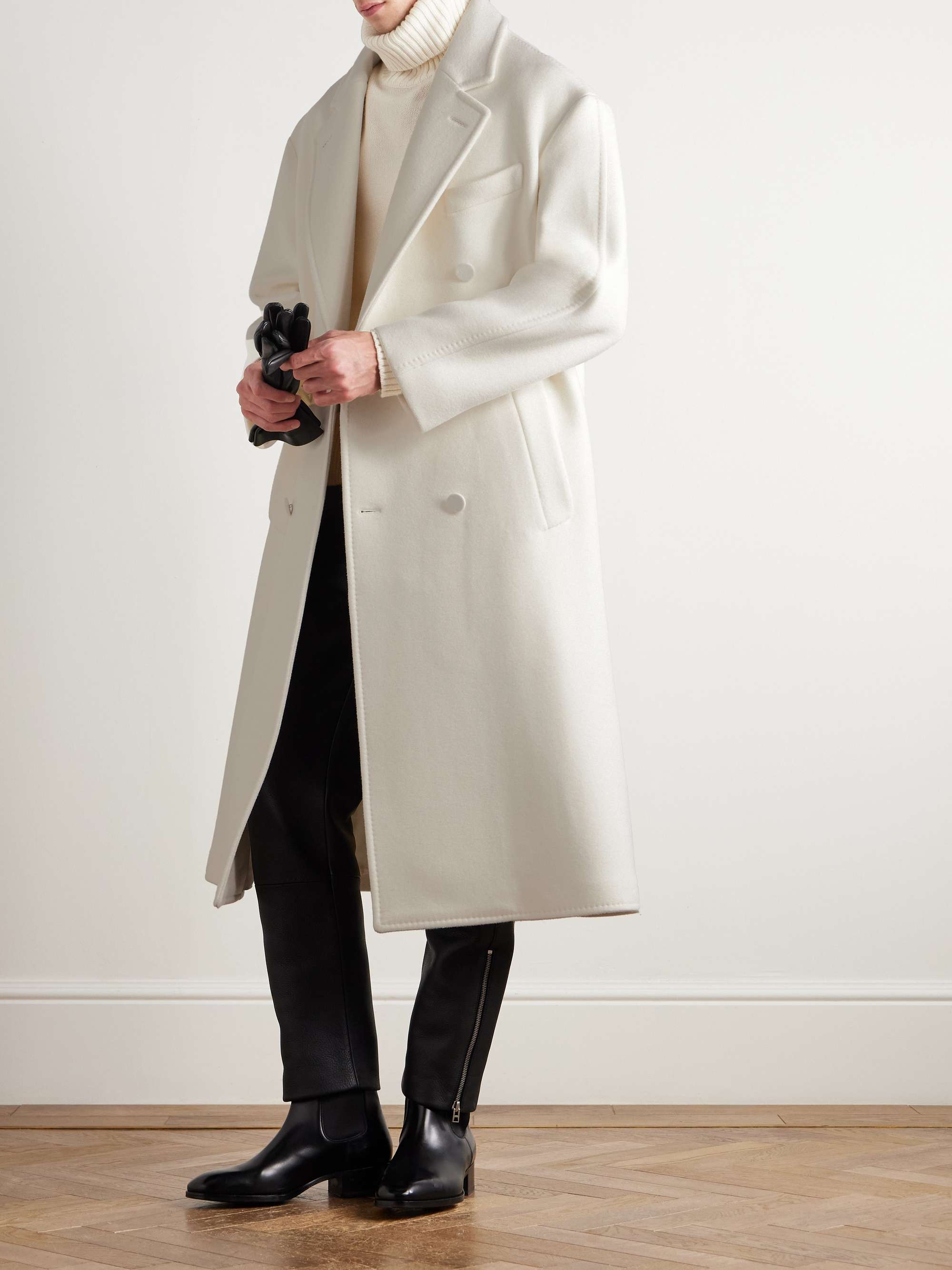 TOM FORD