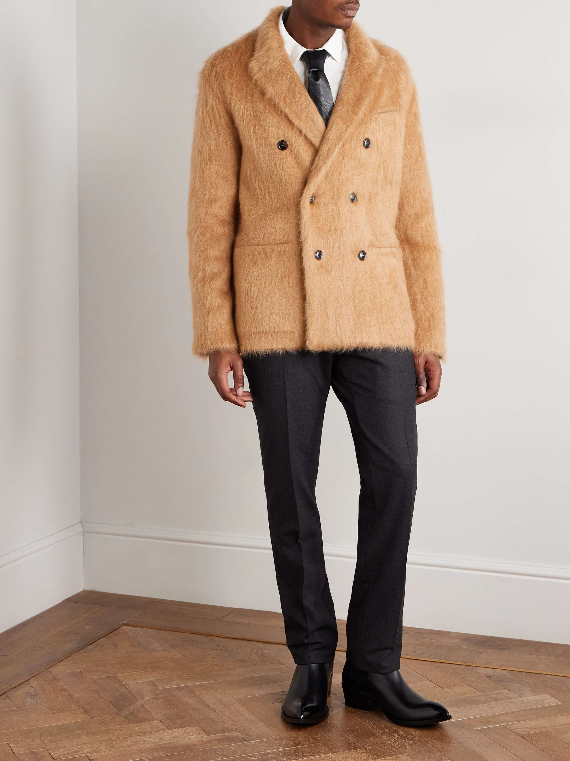TOM FORD