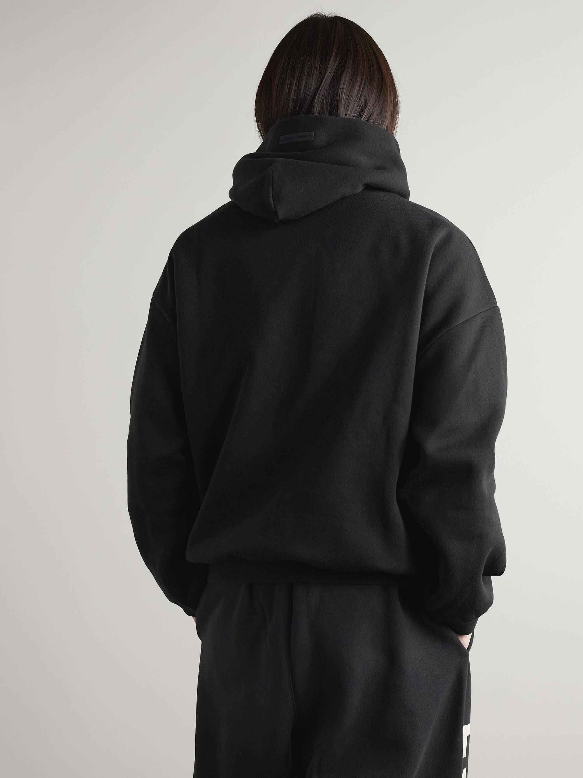 FEAR OF GOD ESSENTIALS