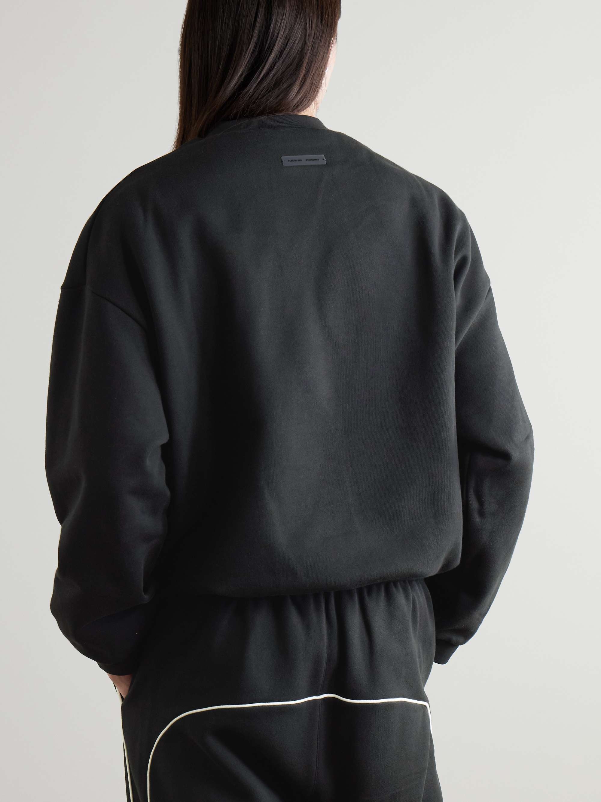 FEAR OF GOD ESSENTIALS