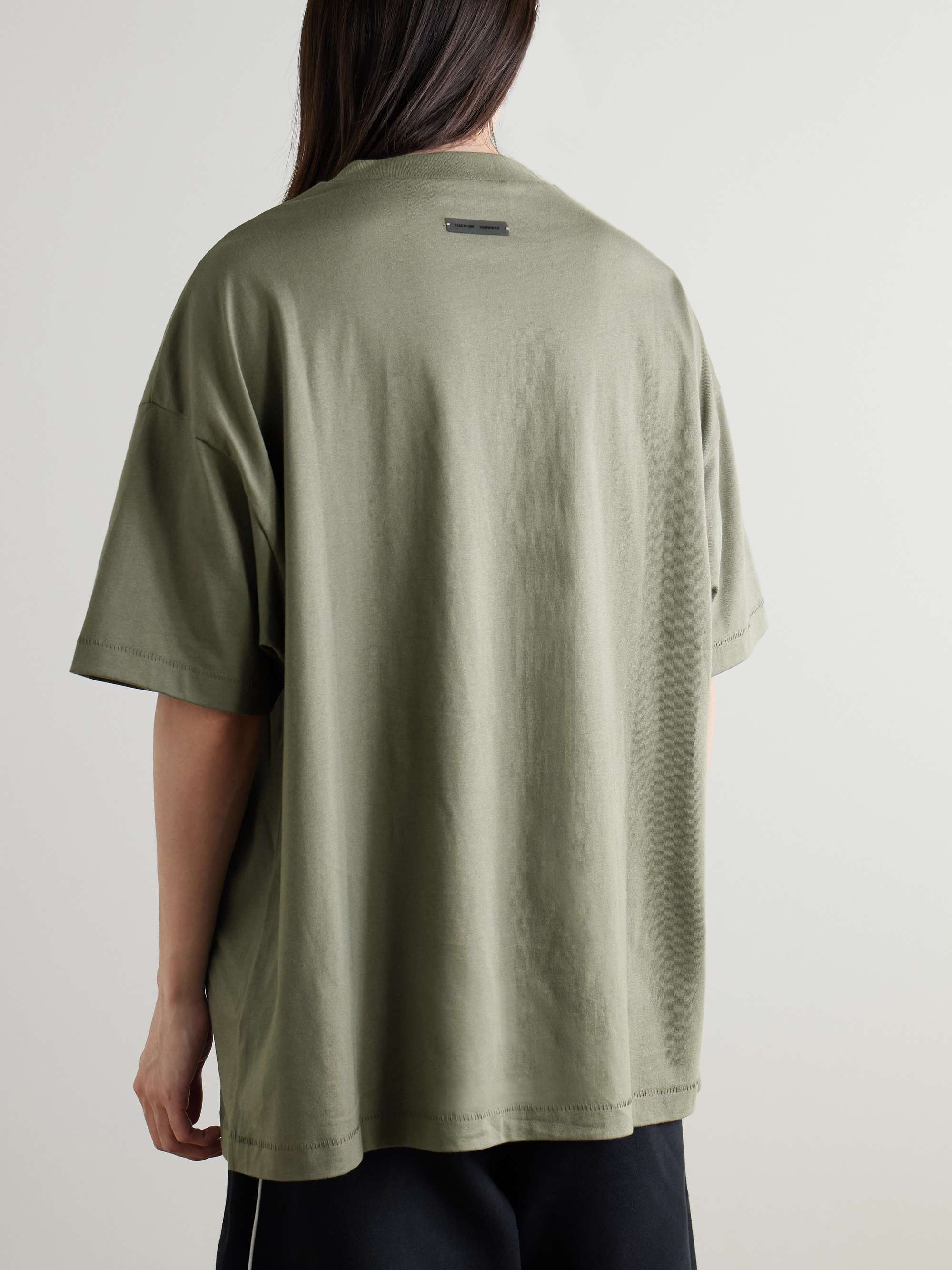 FEAR OF GOD ESSENTIALS