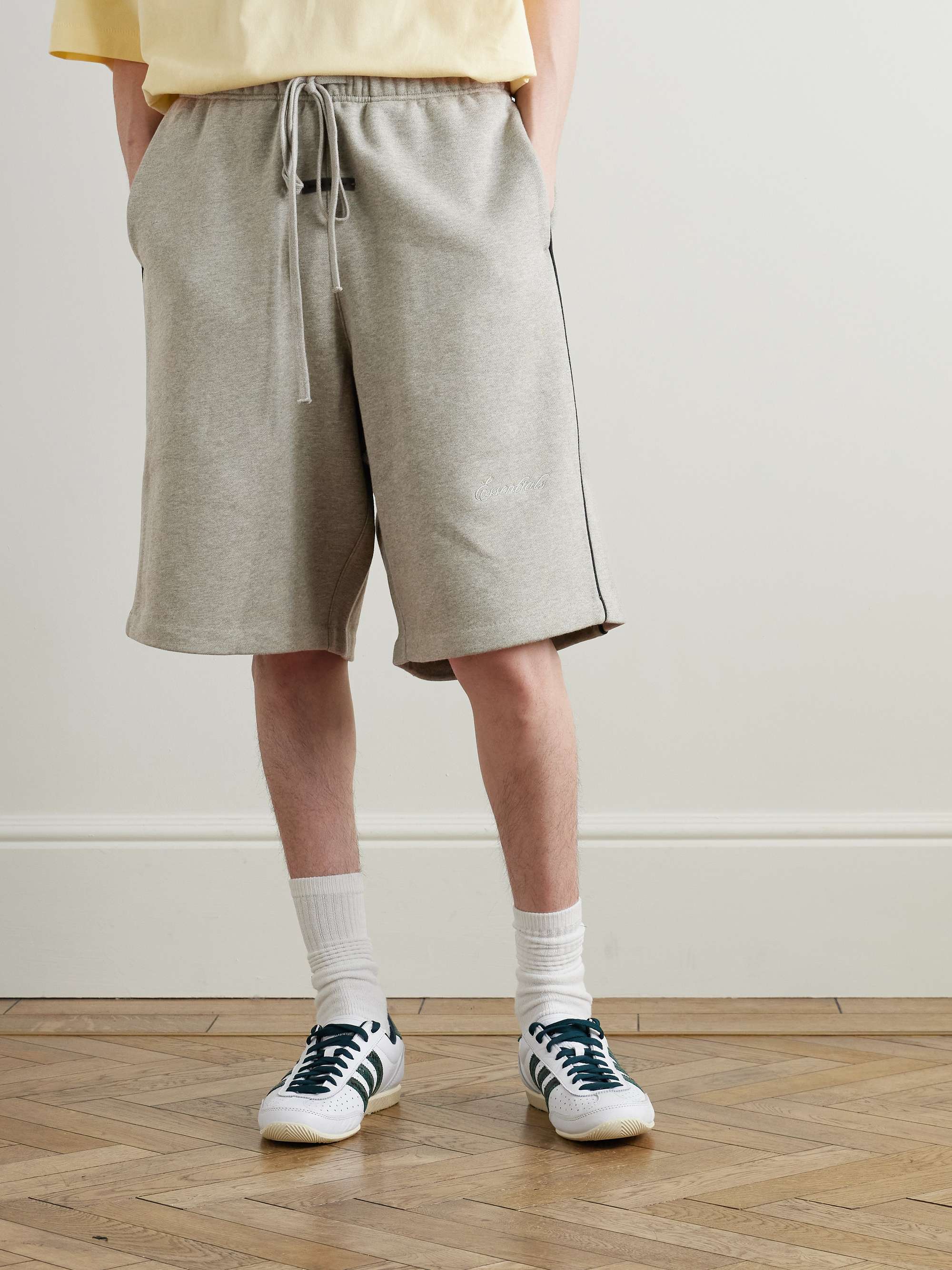 FEAR OF GOD ESSENTIALS