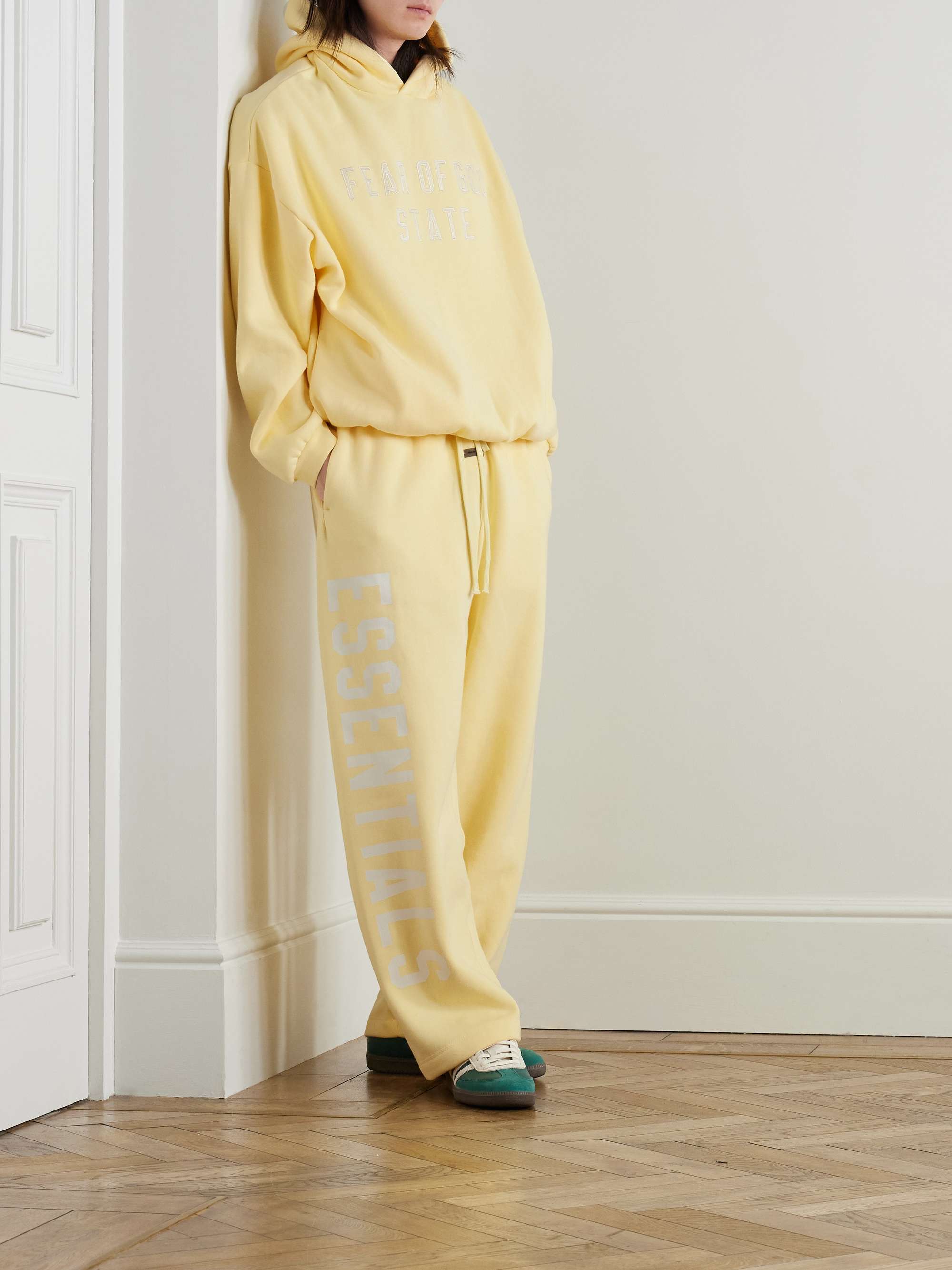 FEAR OF GOD ESSENTIALS