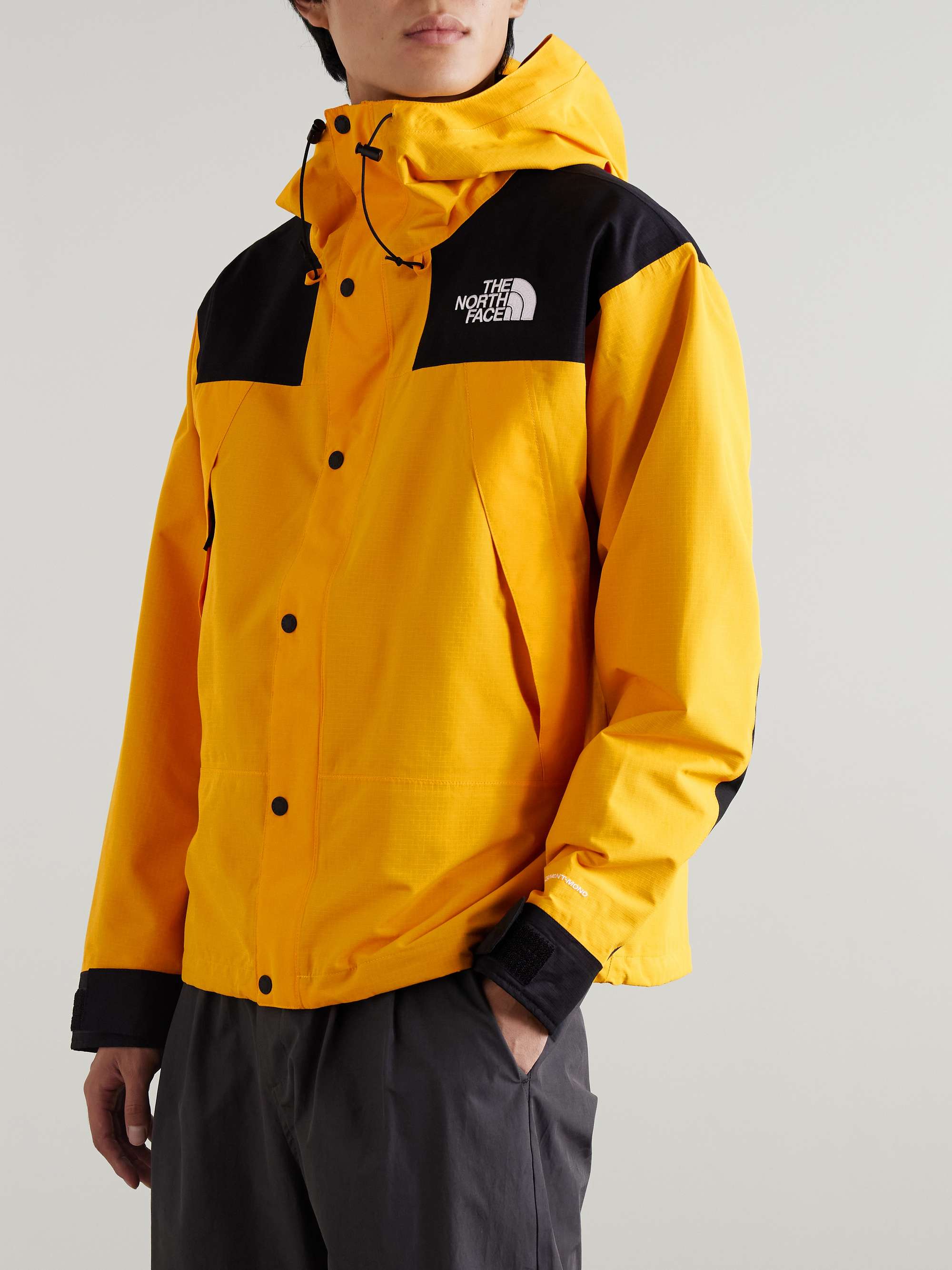 THE NORTH FACE