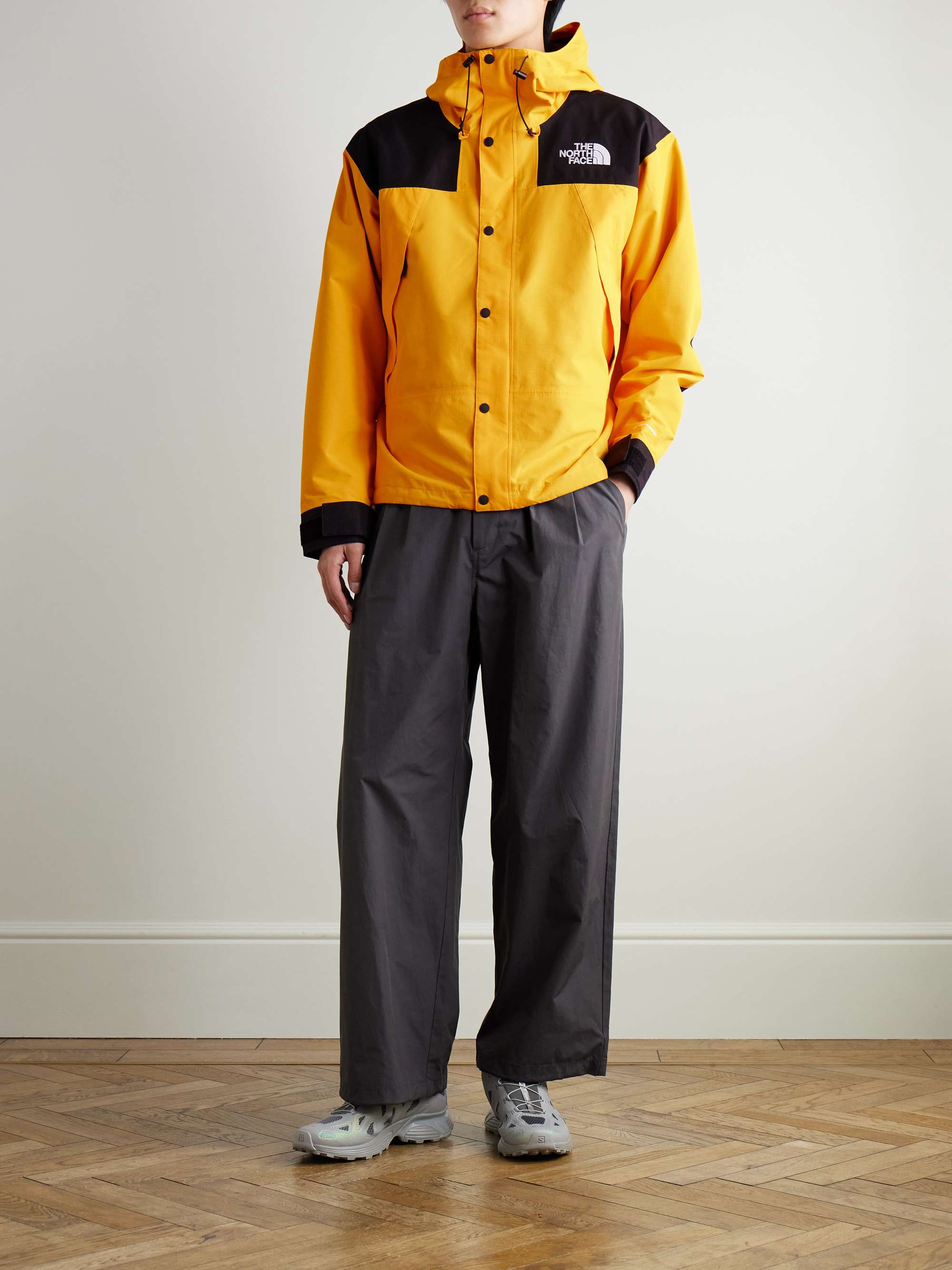 THE NORTH FACE