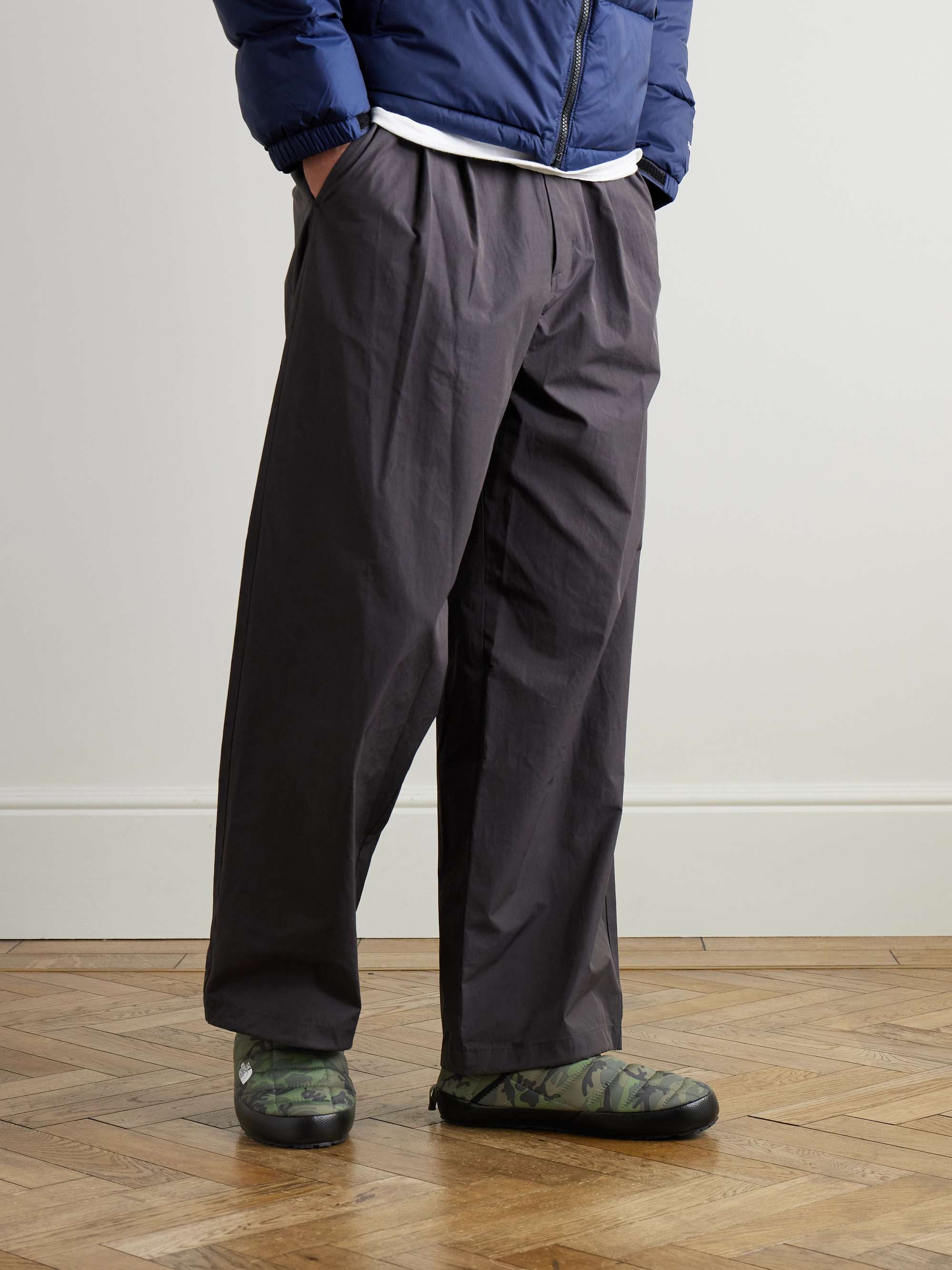 THE NORTH FACE