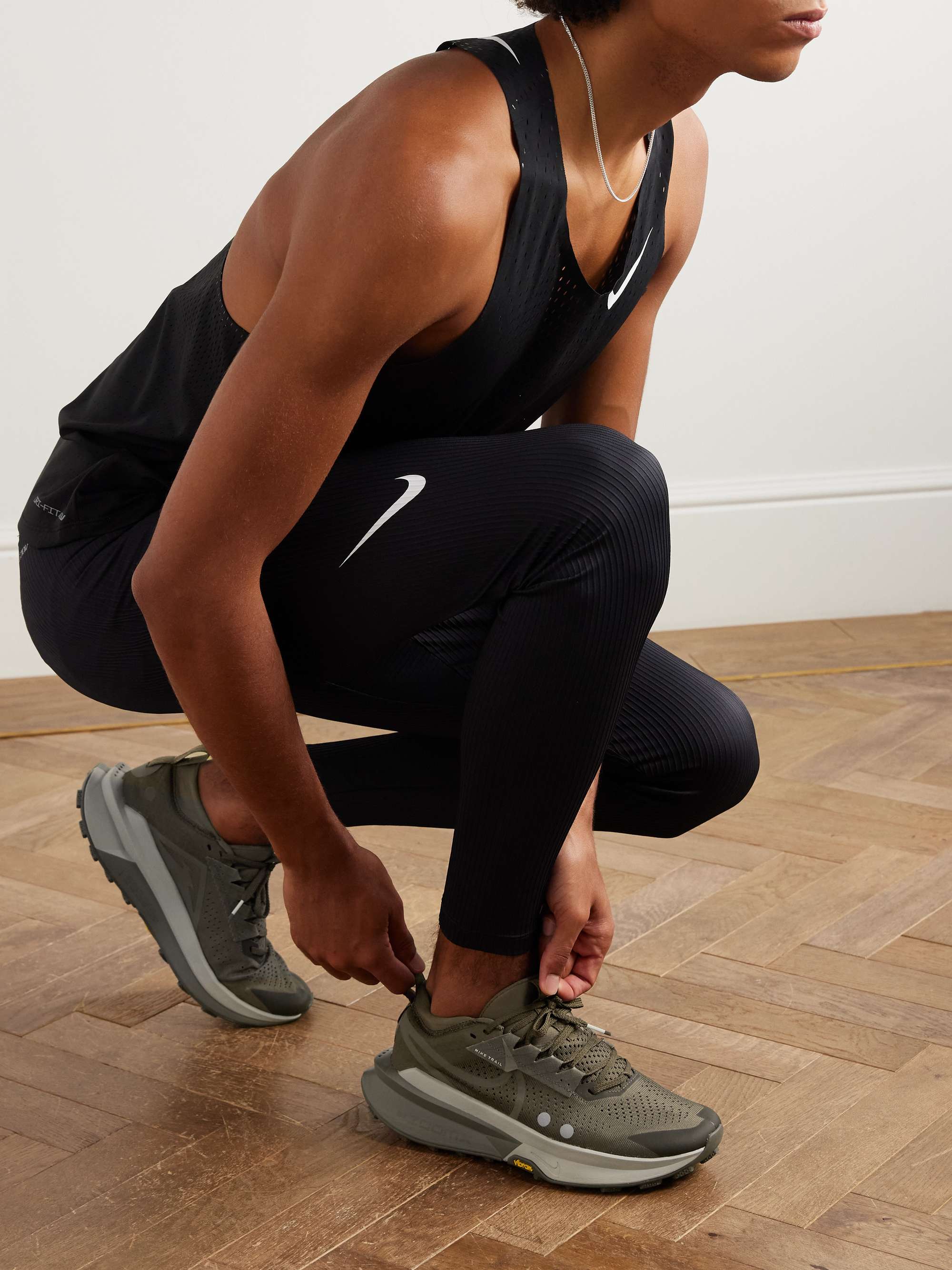 NIKE RUNNING