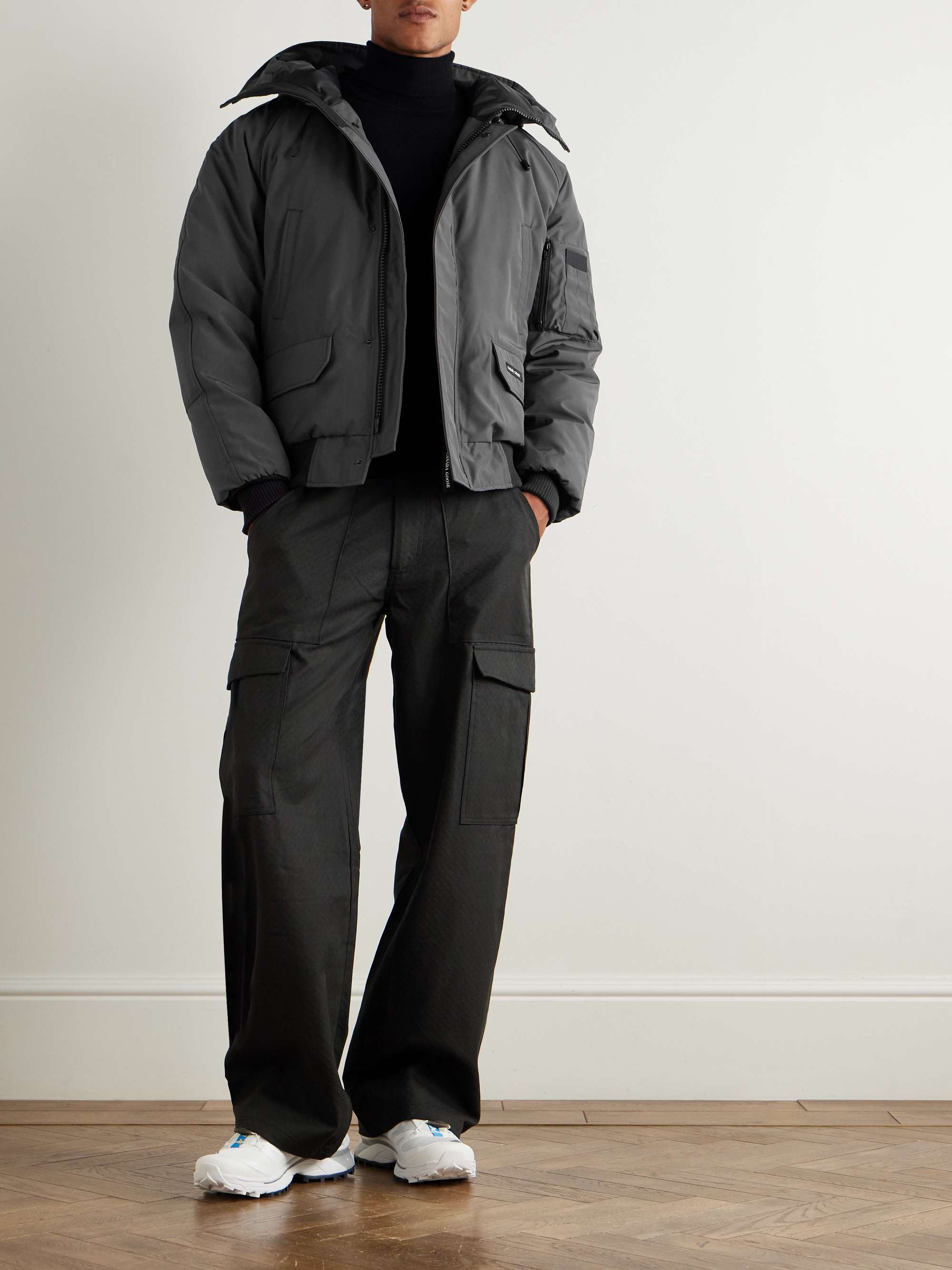 CANADA GOOSE جاكيت Chilliwack بقبعة من قماش ®Arctic Tech محشو بالزغب