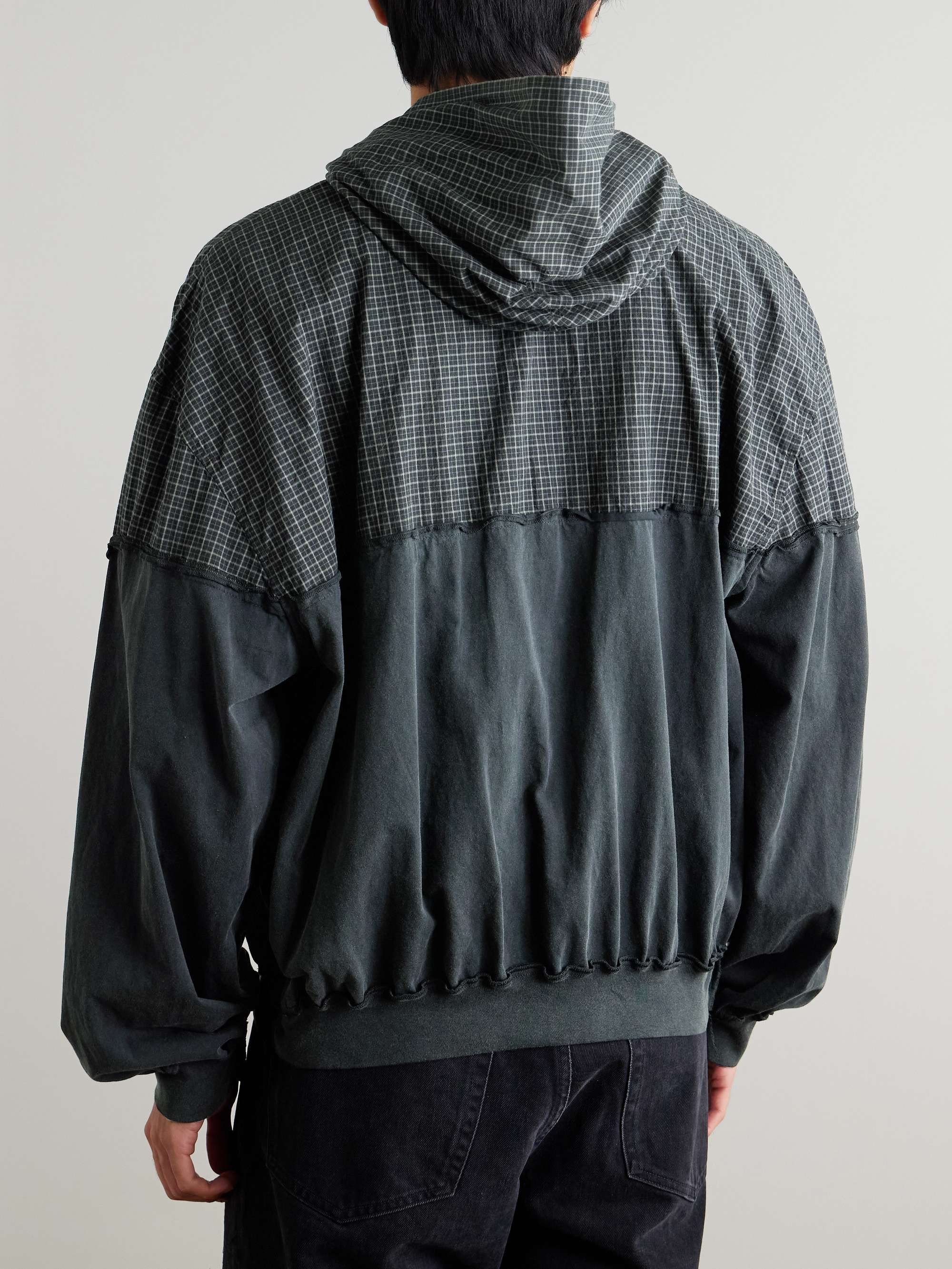 BALENCIAGA