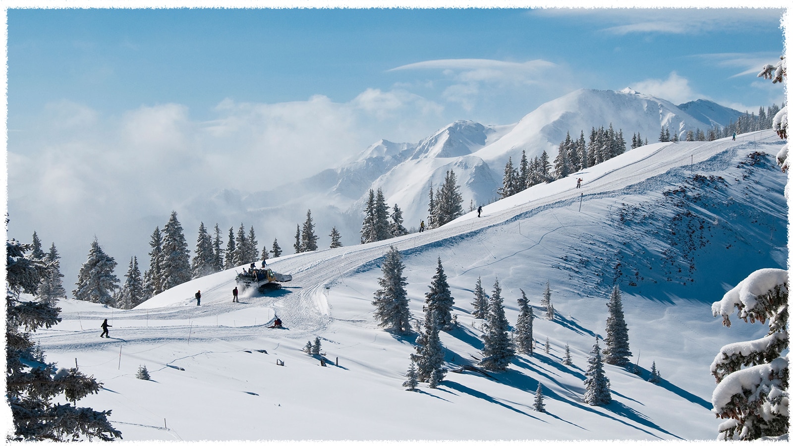 Best Luxury Ski Resorts for Shopping. Alps Boutiques and Fashion Stores