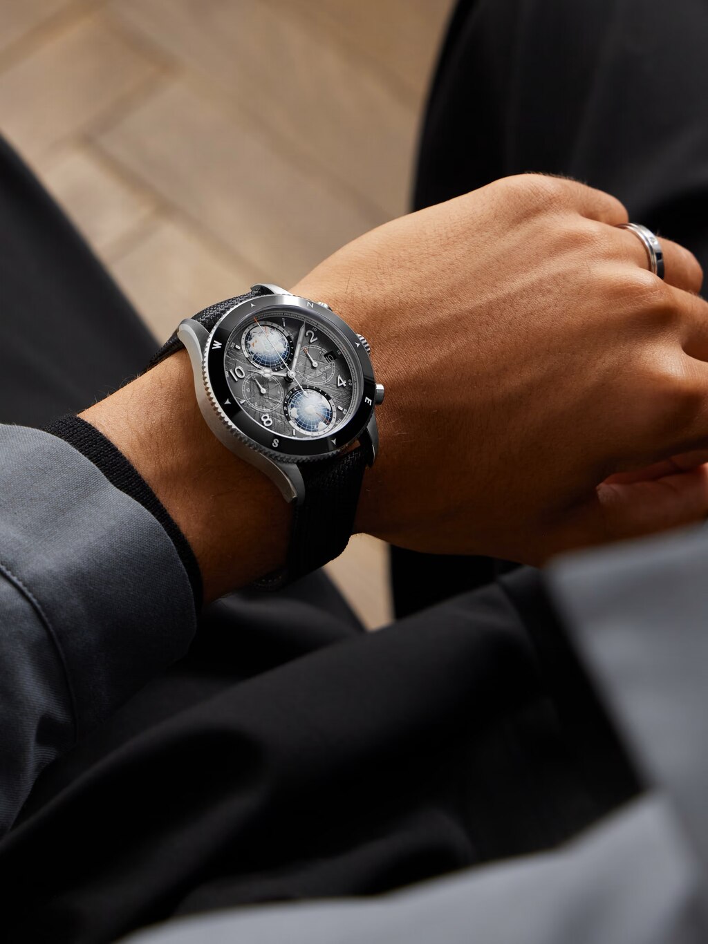 Men's Luxury Watches - High End Designer Timepieces