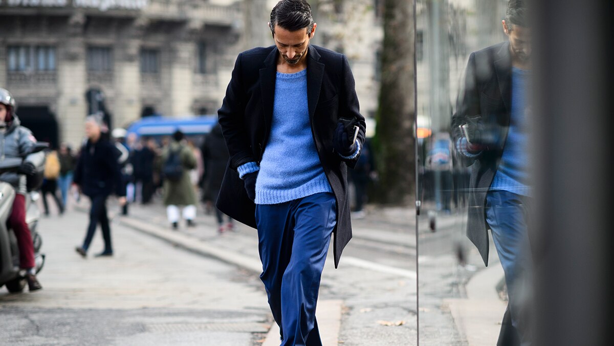 How to Look Good In Royal Blue, The Journal