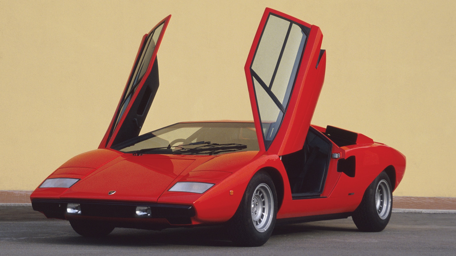 The Lamborghini Forsennato concept brings the company back to its supercar roots