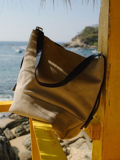 BAGS: HOLDALLS AND MORE