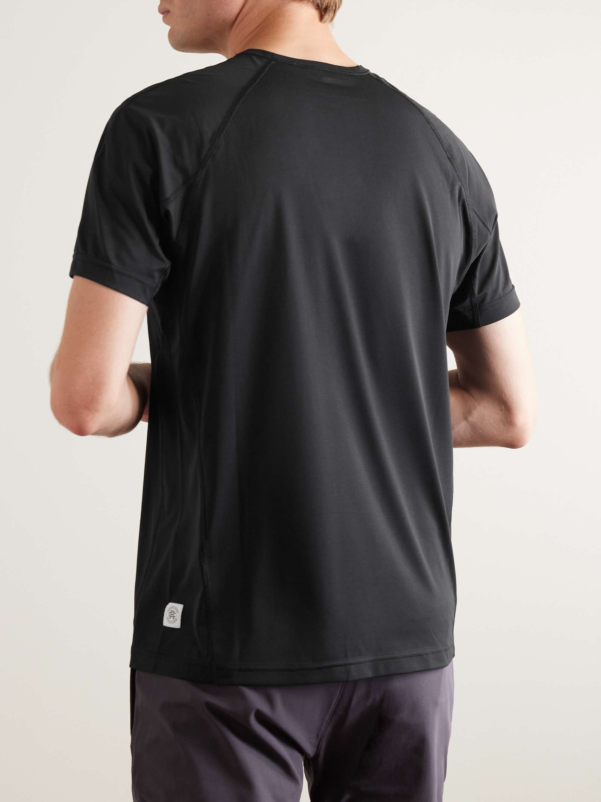 REIGNING CHAMP DeltaPeak Mesh Training T-Shirt