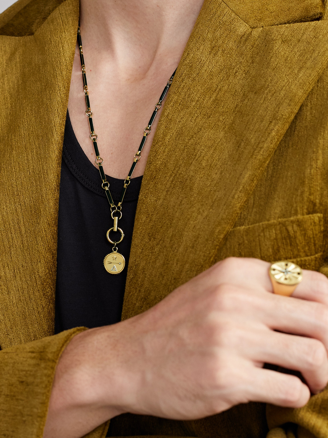 Dream 18-Karat Gold, Diamond and Onyx Necklace — 2