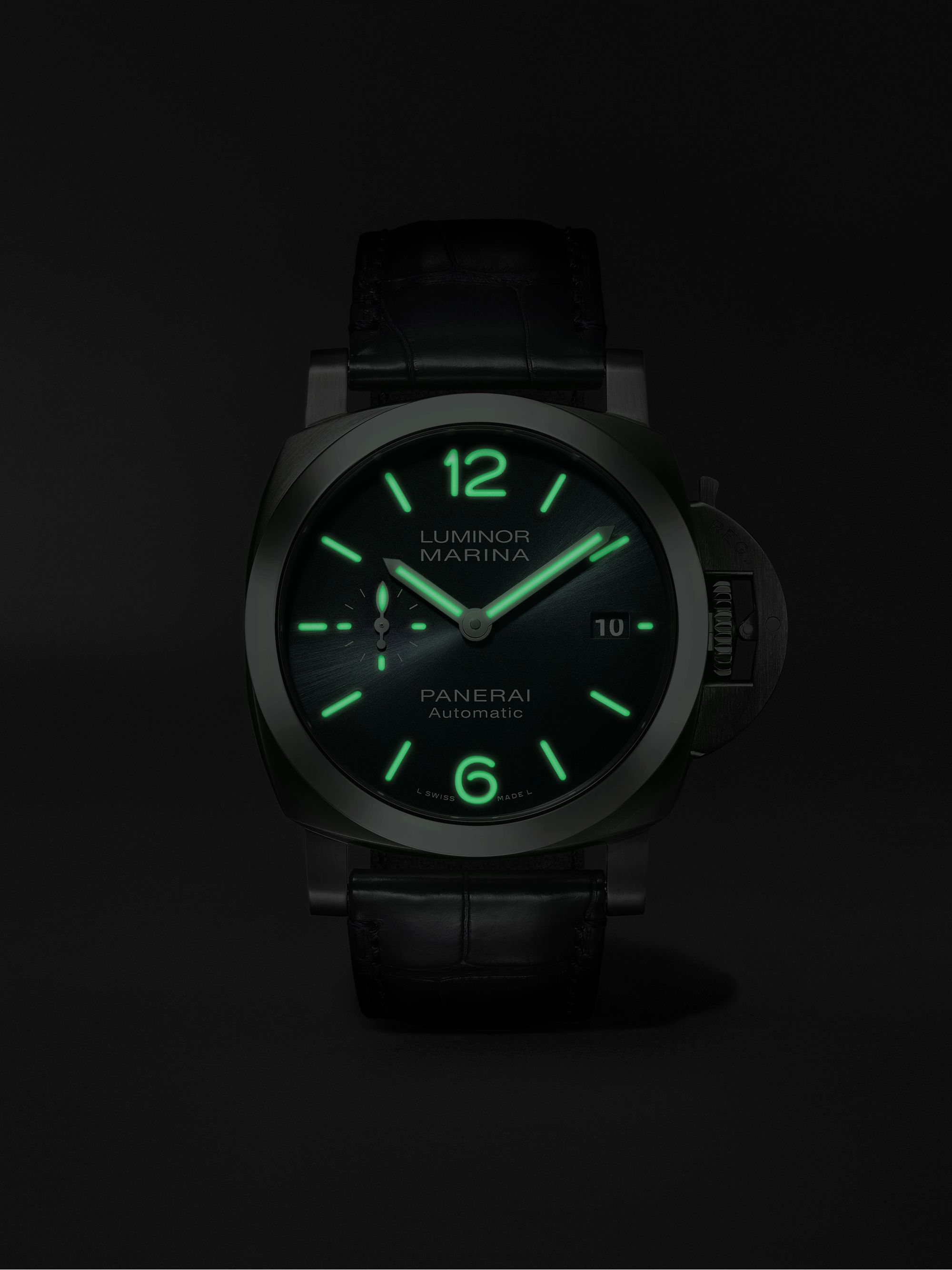 PANERAI Luminor Marina Quaranta Automatic 40mm Stainless Steel and Alligator Watch, Ref. No. PAM01270
