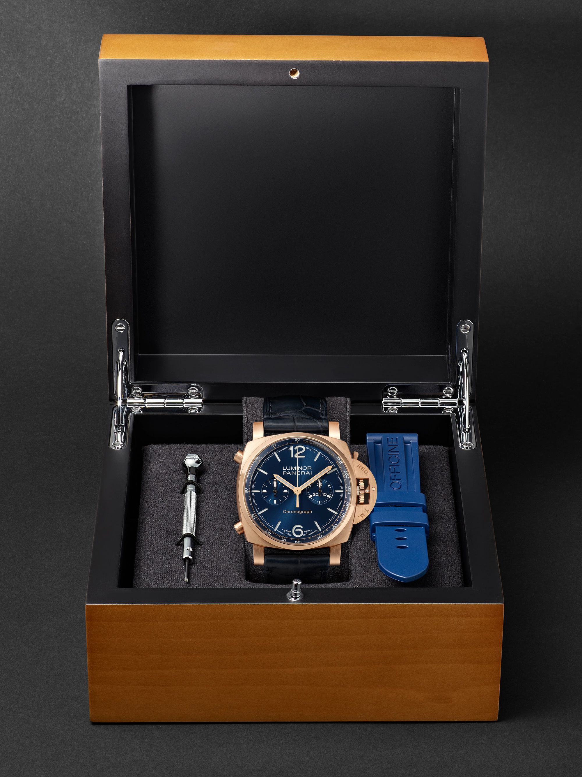 PANERAI Luminor Chrono Automatic Chronograph 44mm Goldtech and Alligator Watch, Ref. No. PAM01111
