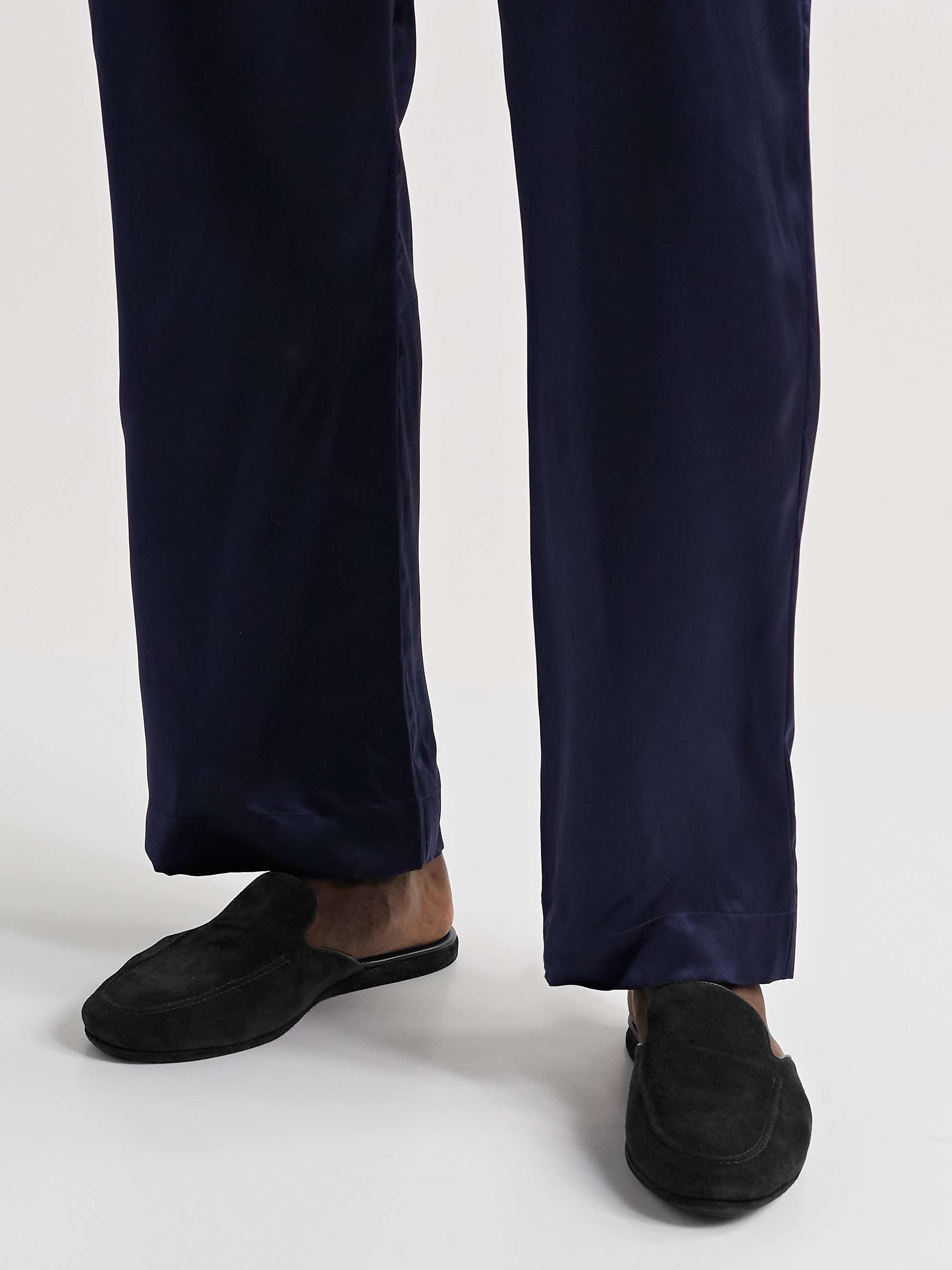 MANOLO BLAHNIK Montague Suede Slippers