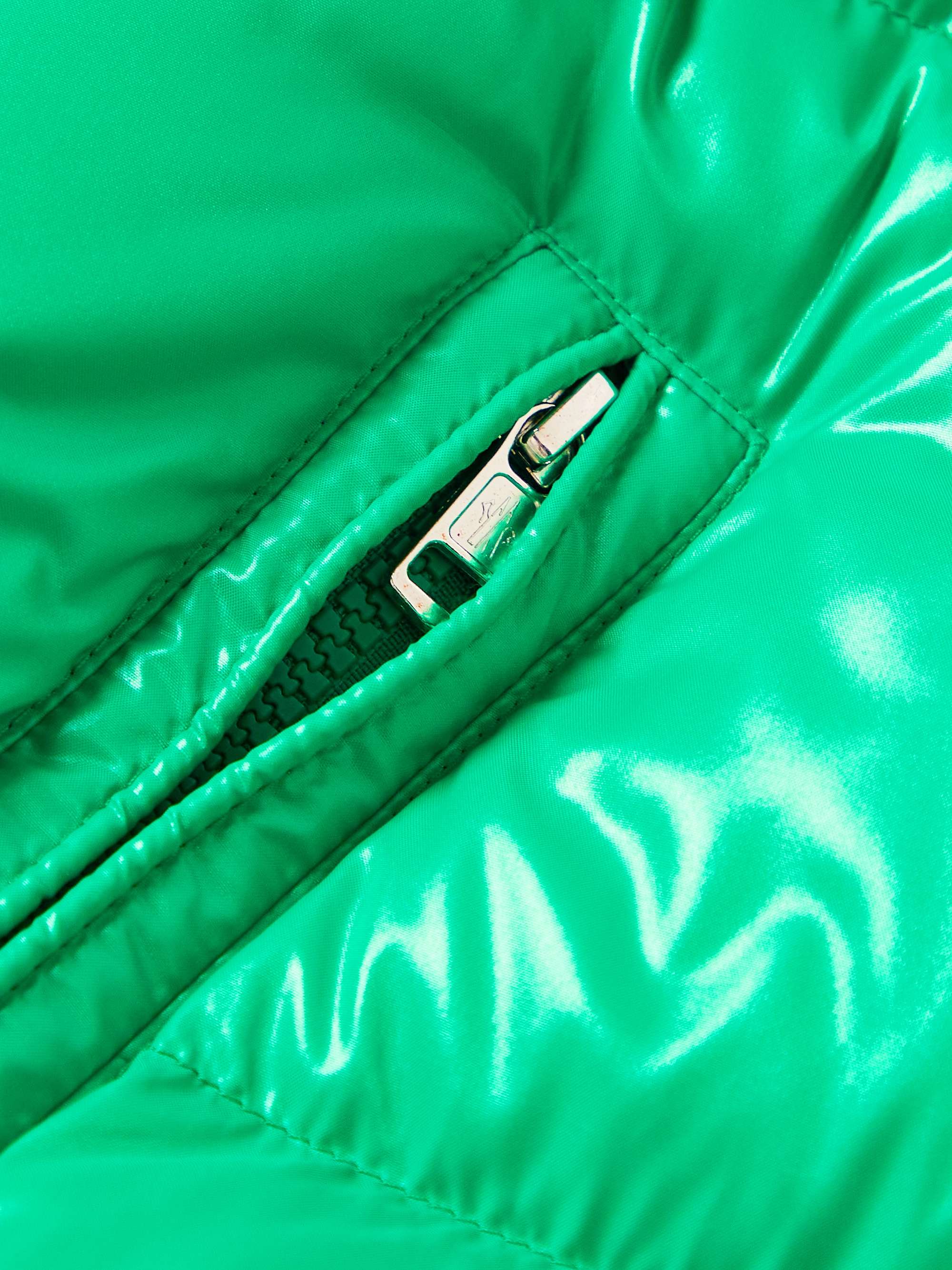 MONCLER Ecrins Quilted Shell Hooded Down Jacket